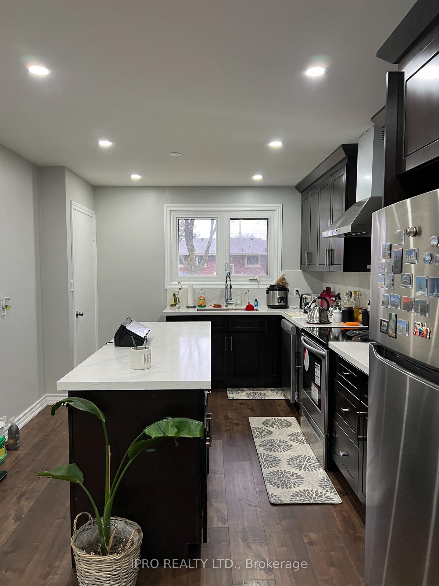 Photo 24 of 9 Kennedy Avenue, St. Catharines, Vine/Linwell — HOMEH