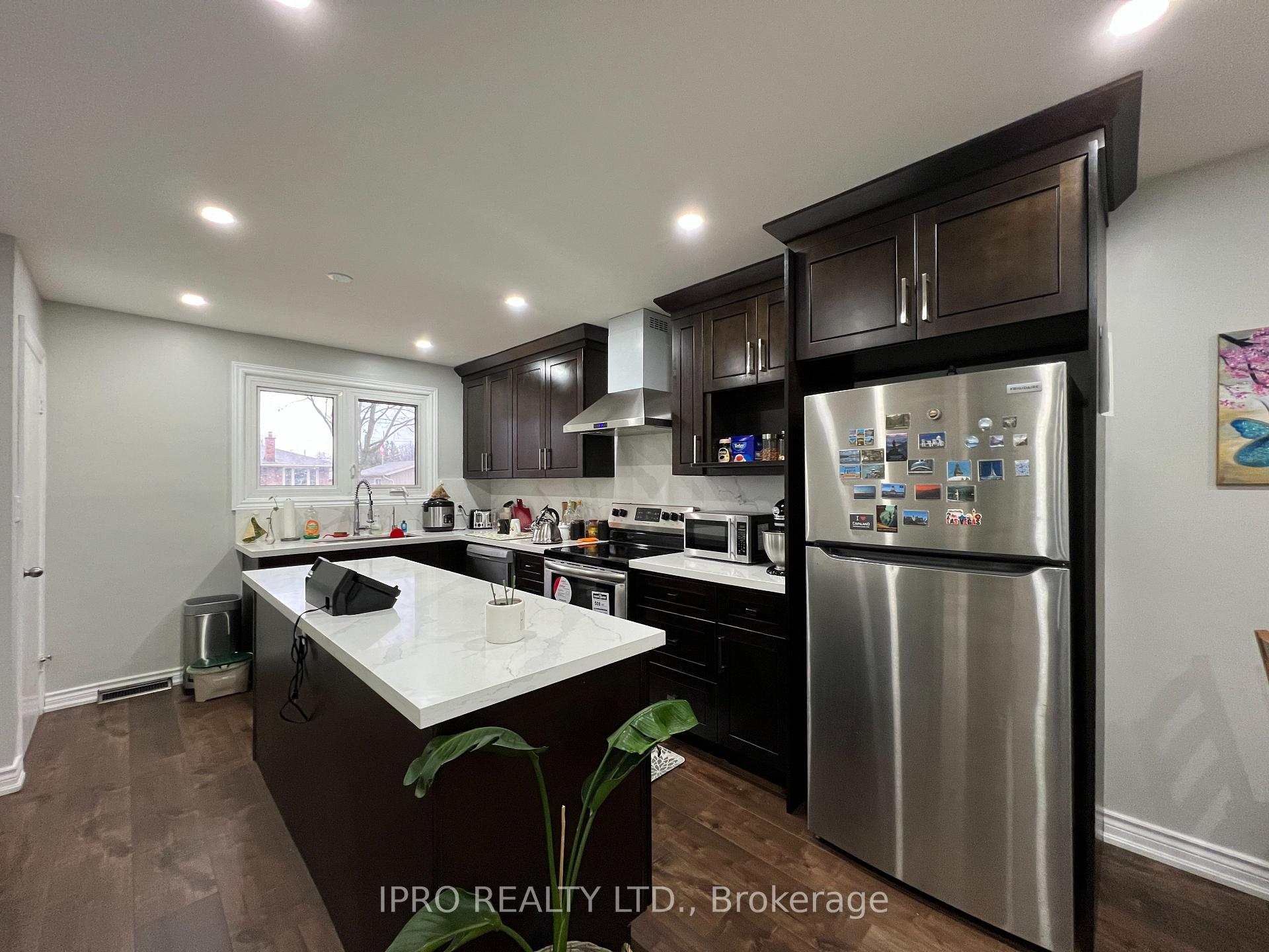 Photo 26 of 9 Kennedy Avenue, St. Catharines, Vine/Linwell — HOMEH