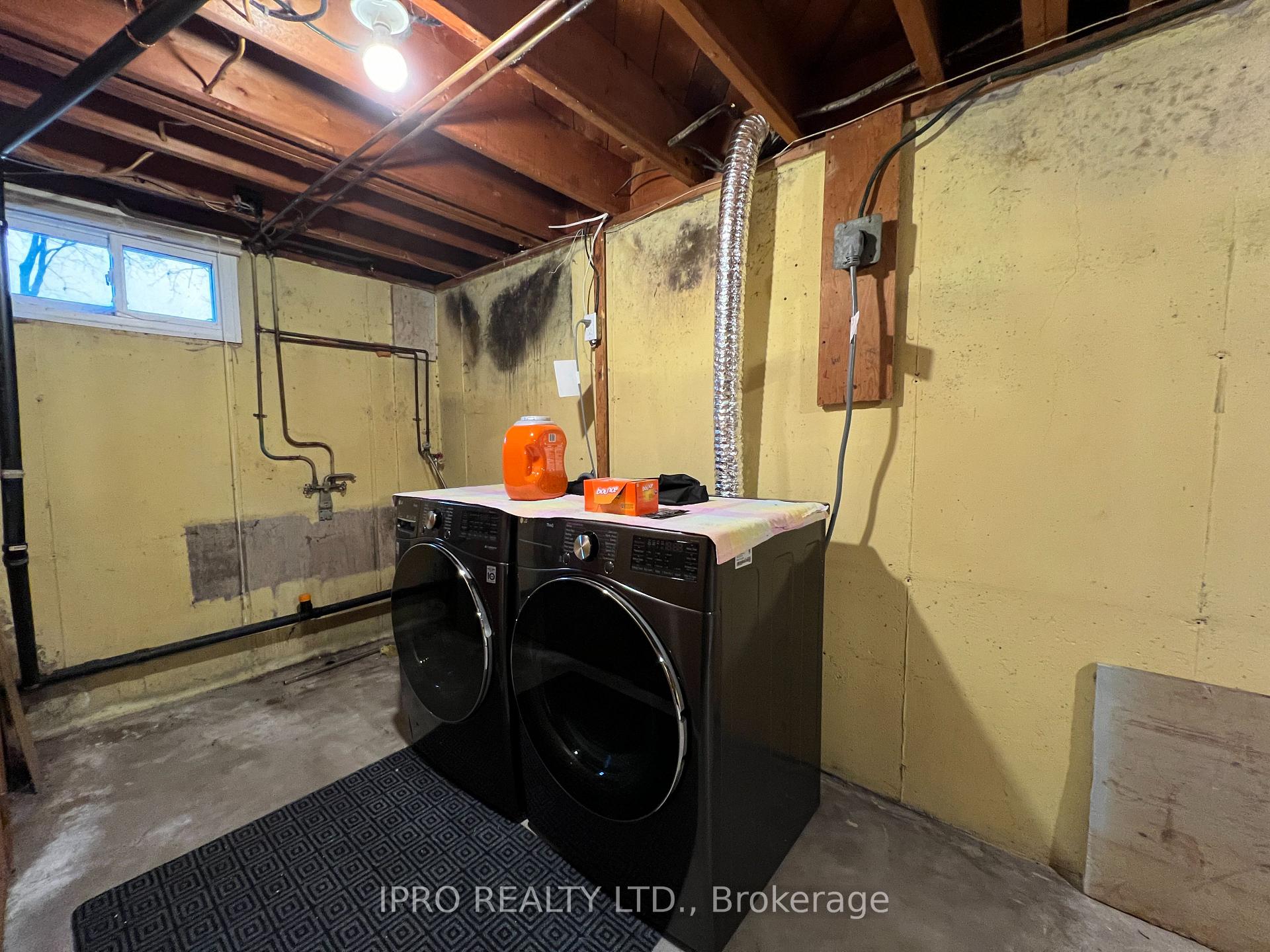 Photo 35 of 9 Kennedy Avenue, St. Catharines, Vine/Linwell — HOMEH