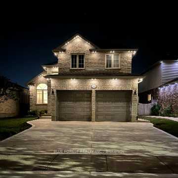Photo 3 of 11 Ponsford Place, St. Thomas — HOMEH