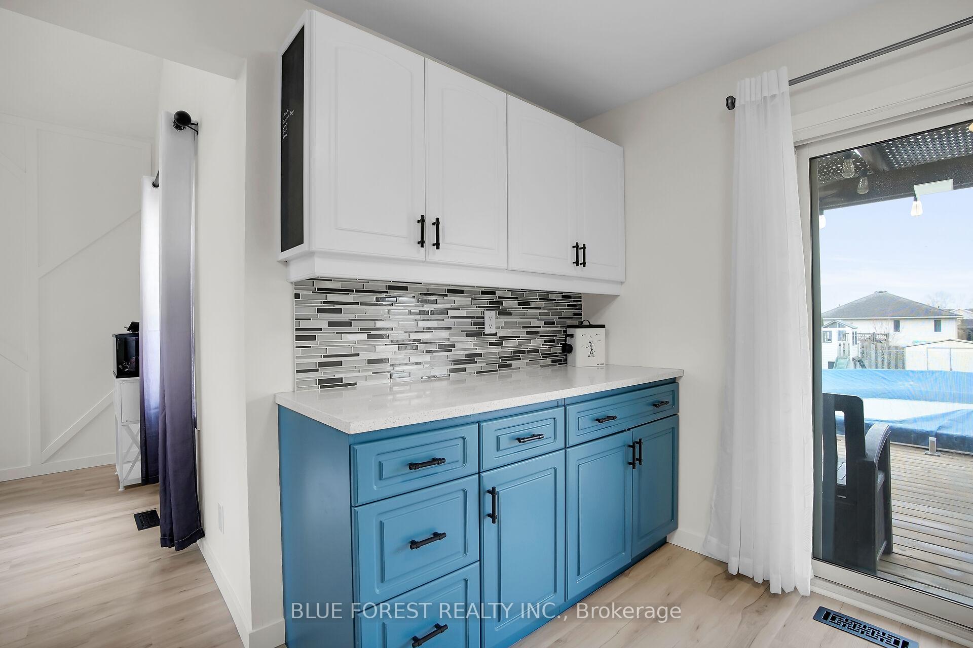 Photo 11 of 11 Ponsford Place, St. Thomas — HOMEH