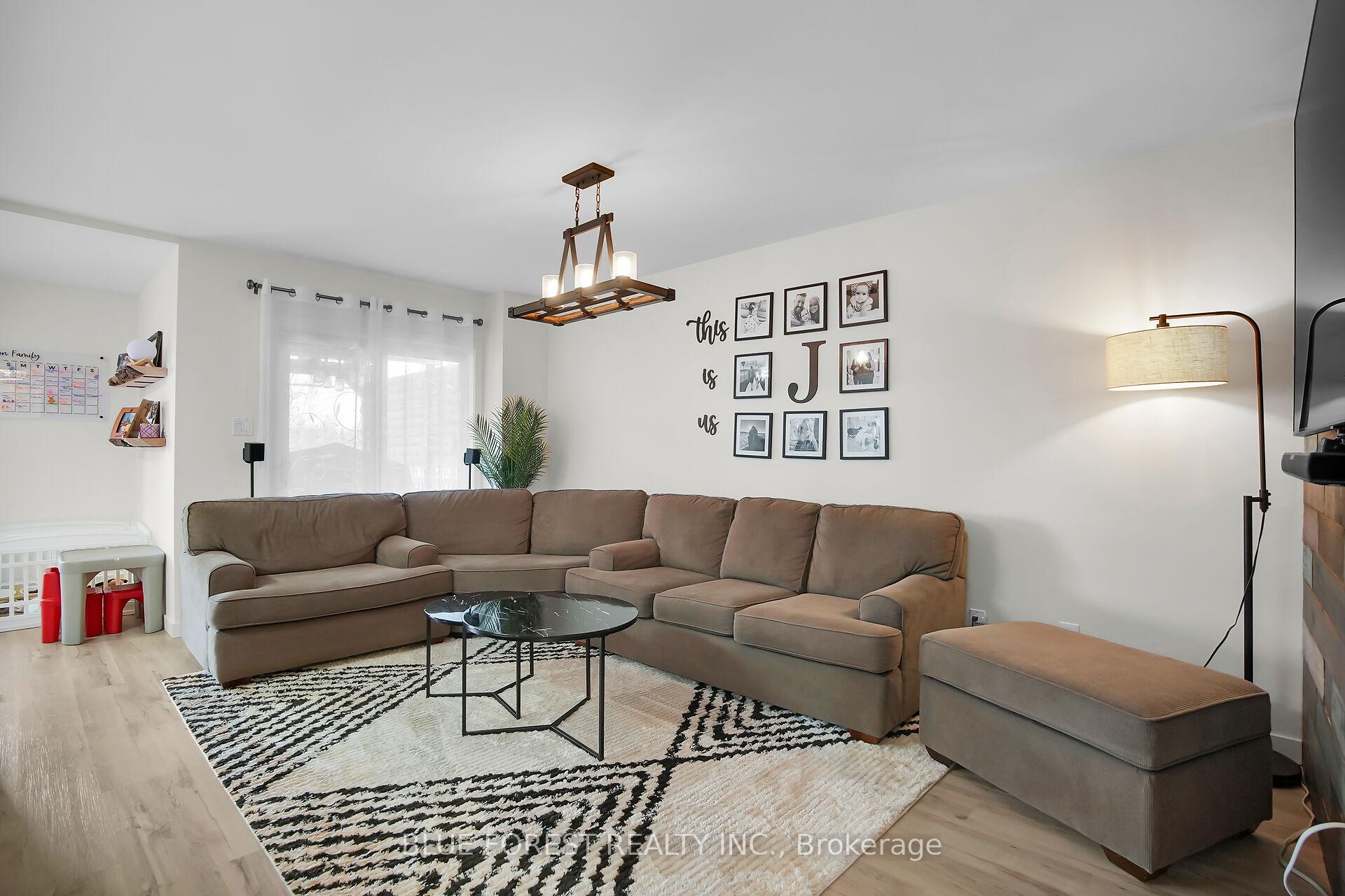 Photo 14 of 11 Ponsford Place, St. Thomas — HOMEH