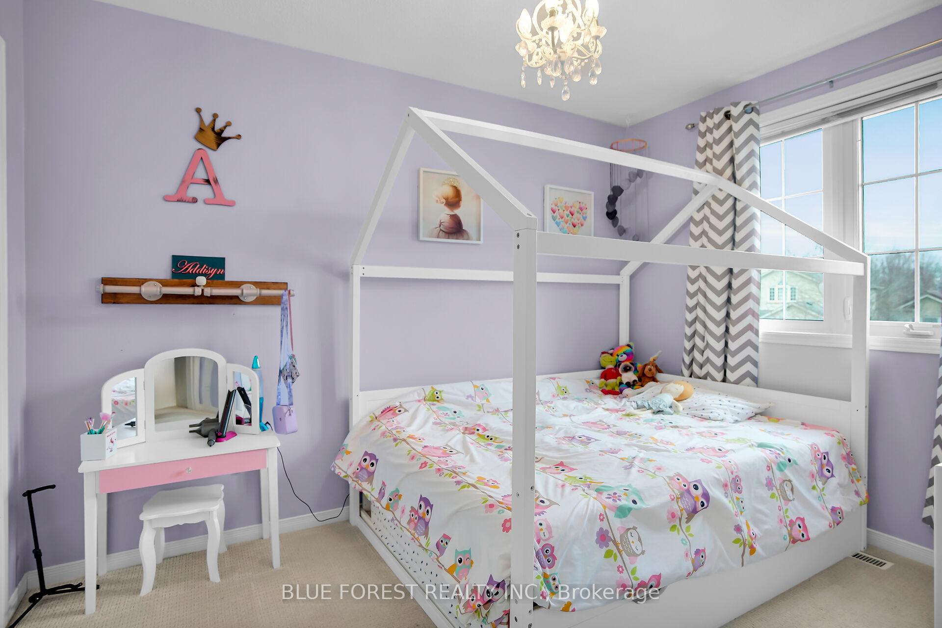 Photo 19 of 11 Ponsford Place, St. Thomas — HOMEH