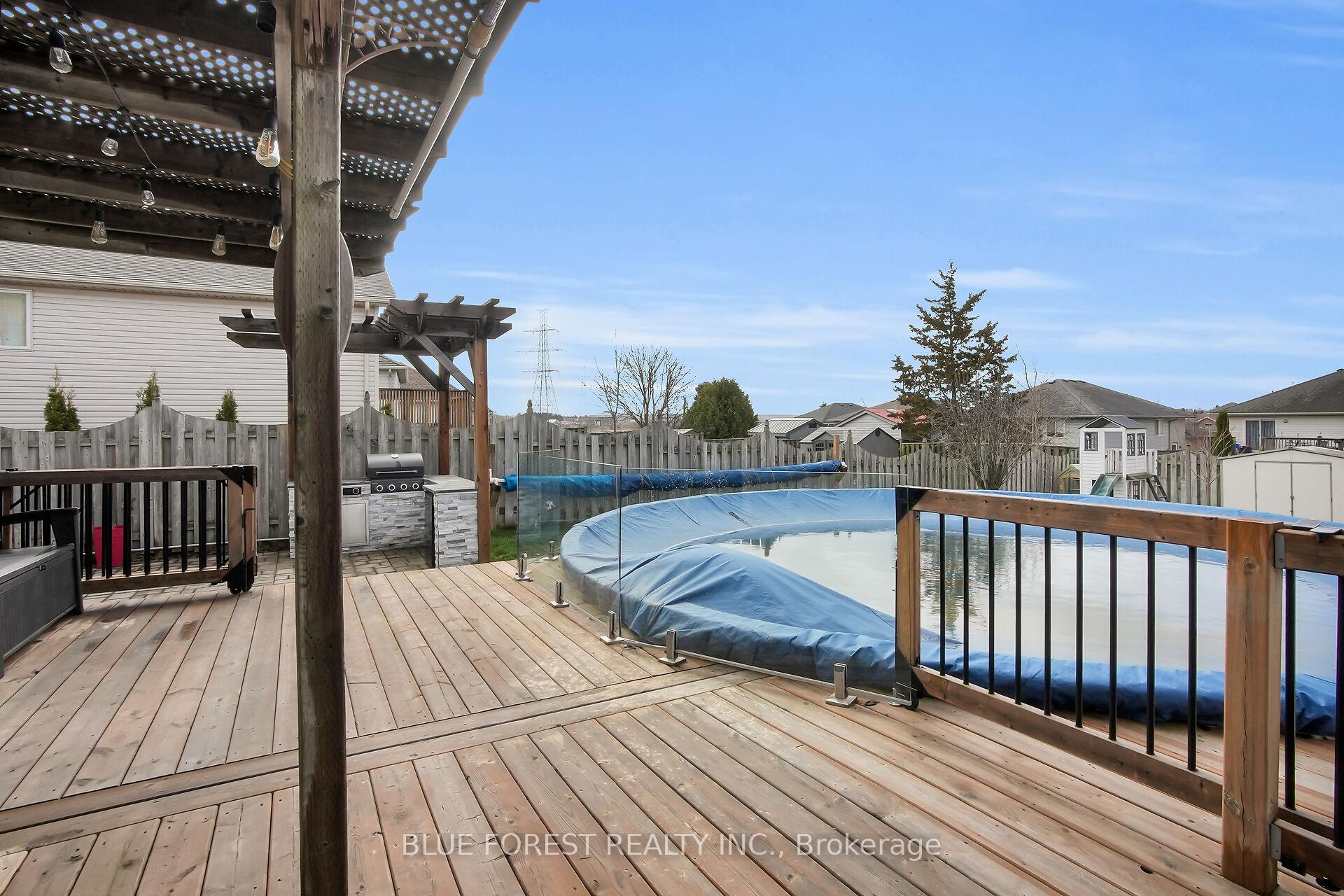 Photo 28 of 11 Ponsford Place, St. Thomas — HOMEH