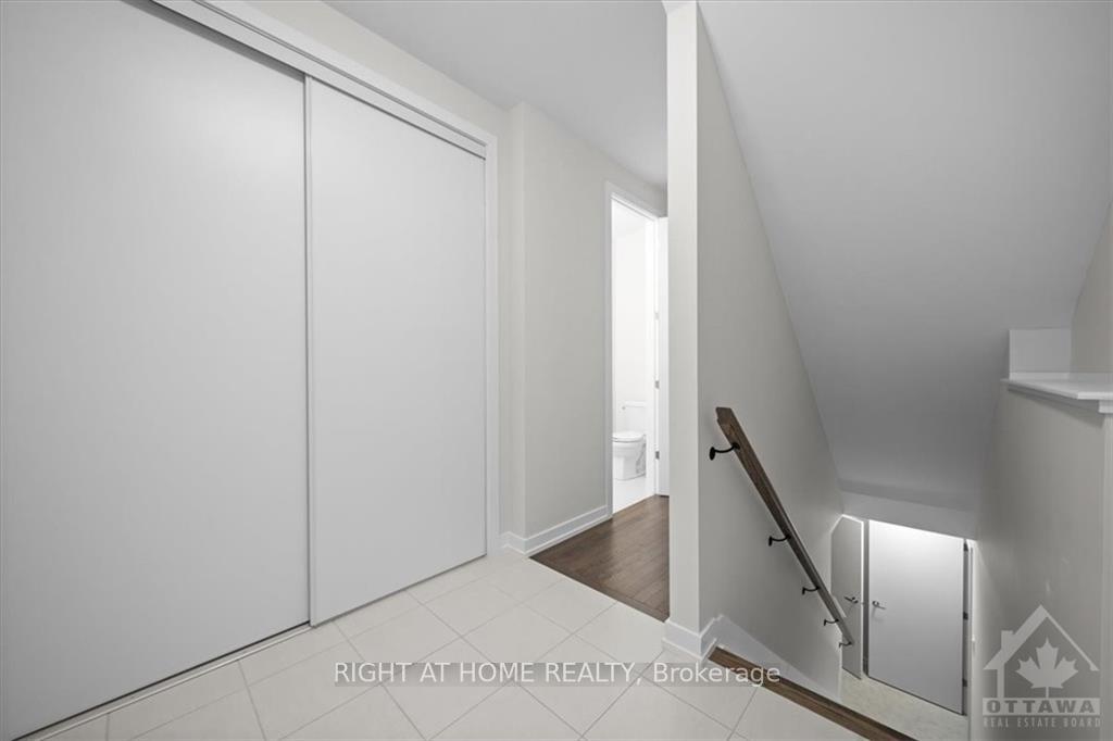 Photo 12 of 74 Hackamore Crescent, Ottawa, Goulbourn Twp From Franktown Rd/South To Rideau — HOMEH