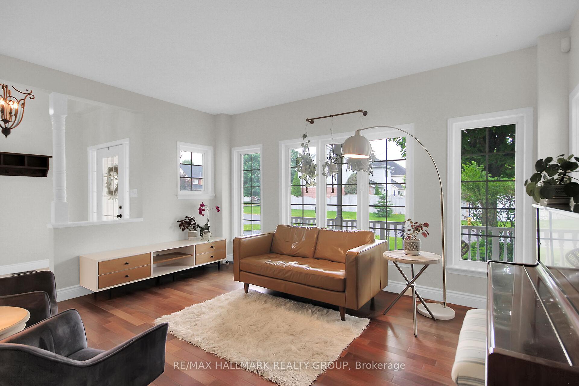Photo 7 of 31 Kyle Avenue, Ottawa, Stittsville (Central) — HOMEH