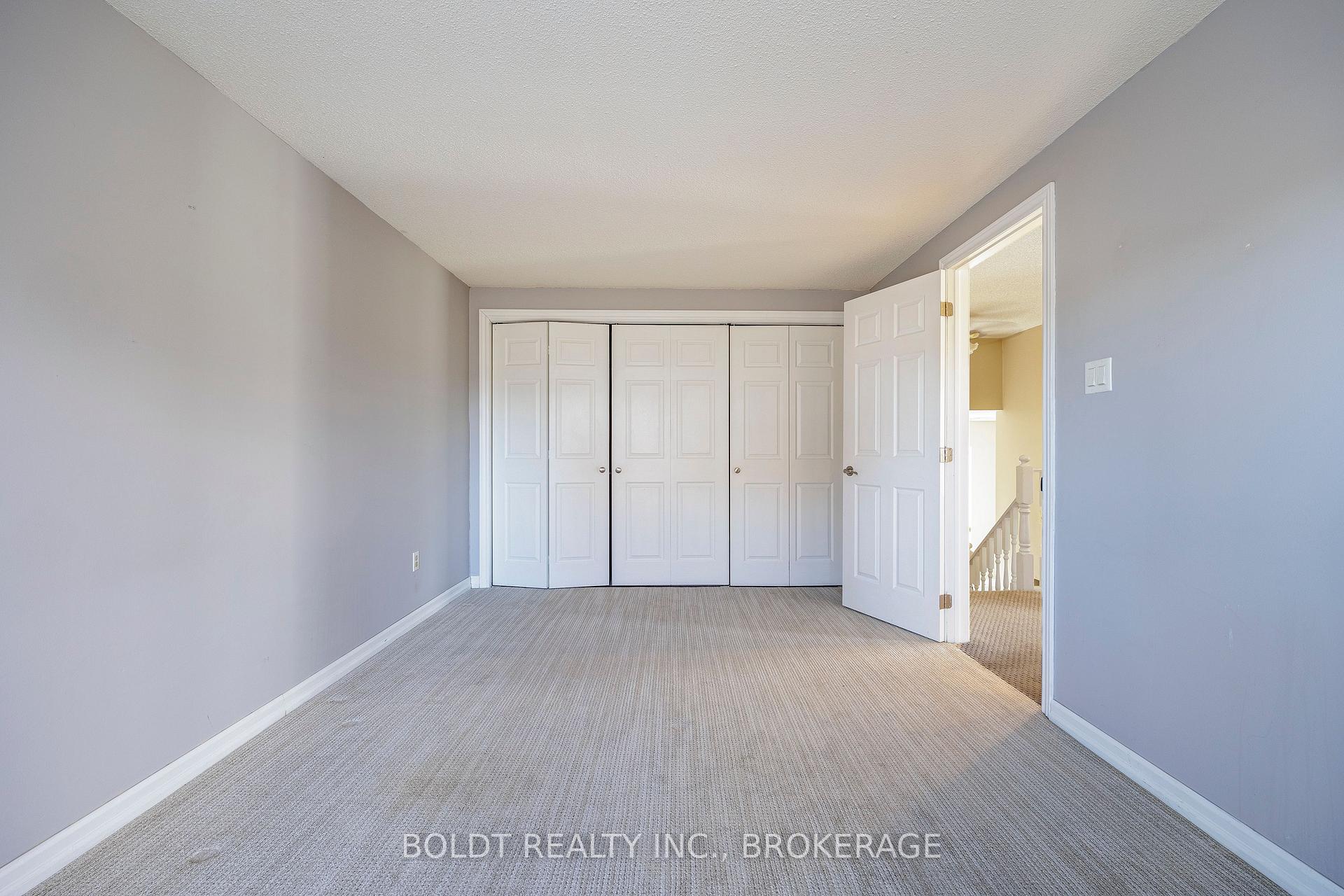 Photo 13 of 111 Westgate Park Drive, St. Catharines, Lakeshore — HOMEH