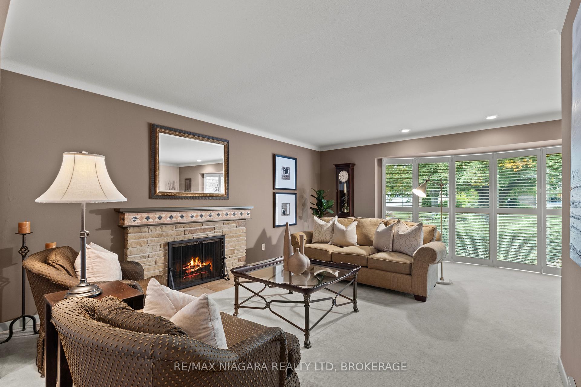 Photo 13 of 22 Royal York Road, St. Catharines, Lakeshore — HOMEH