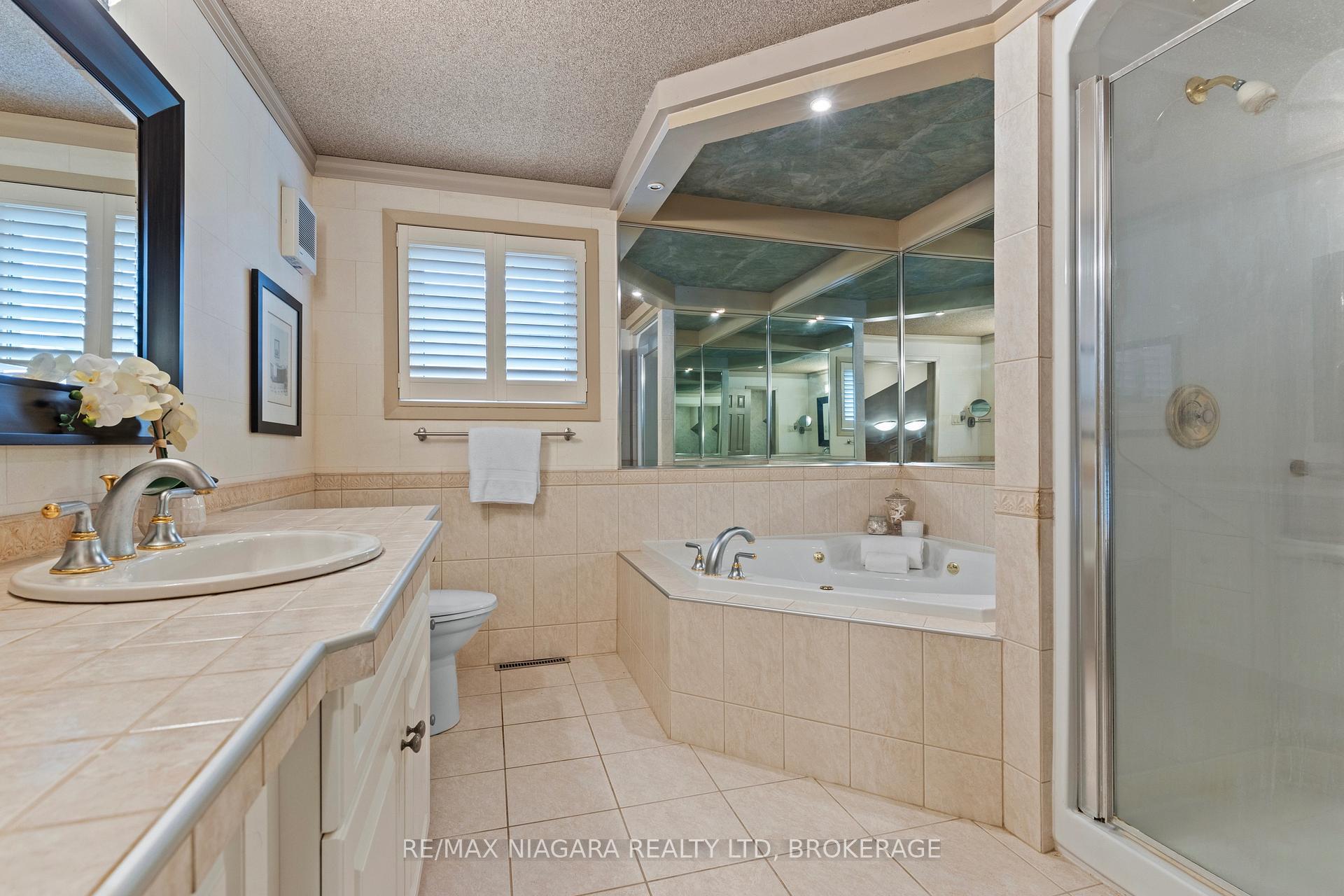 Photo 26 of 22 Royal York Road, St. Catharines, Lakeshore — HOMEH
