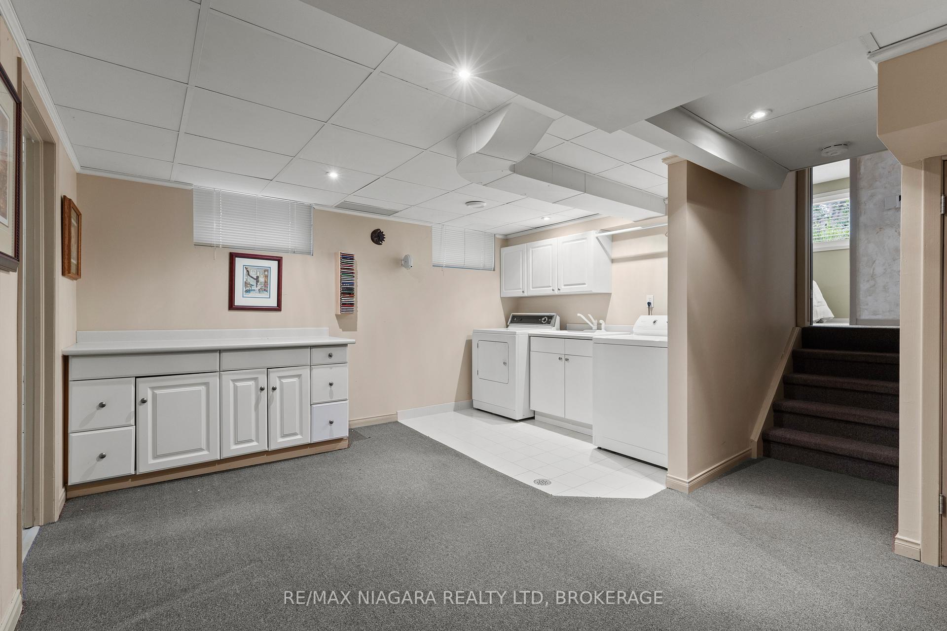 Photo 35 of 22 Royal York Road, St. Catharines, Lakeshore — HOMEH