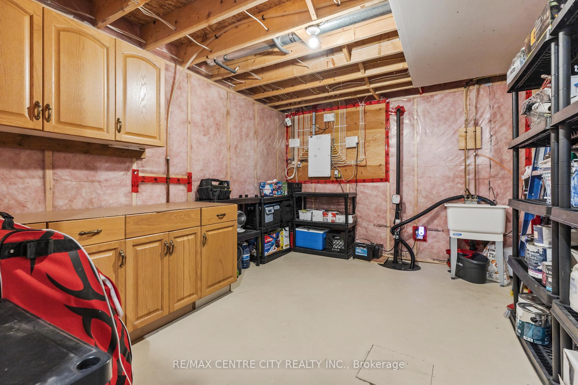 Photo 27 of 40 Blairmont Terrace, St. Thomas — HOMEH