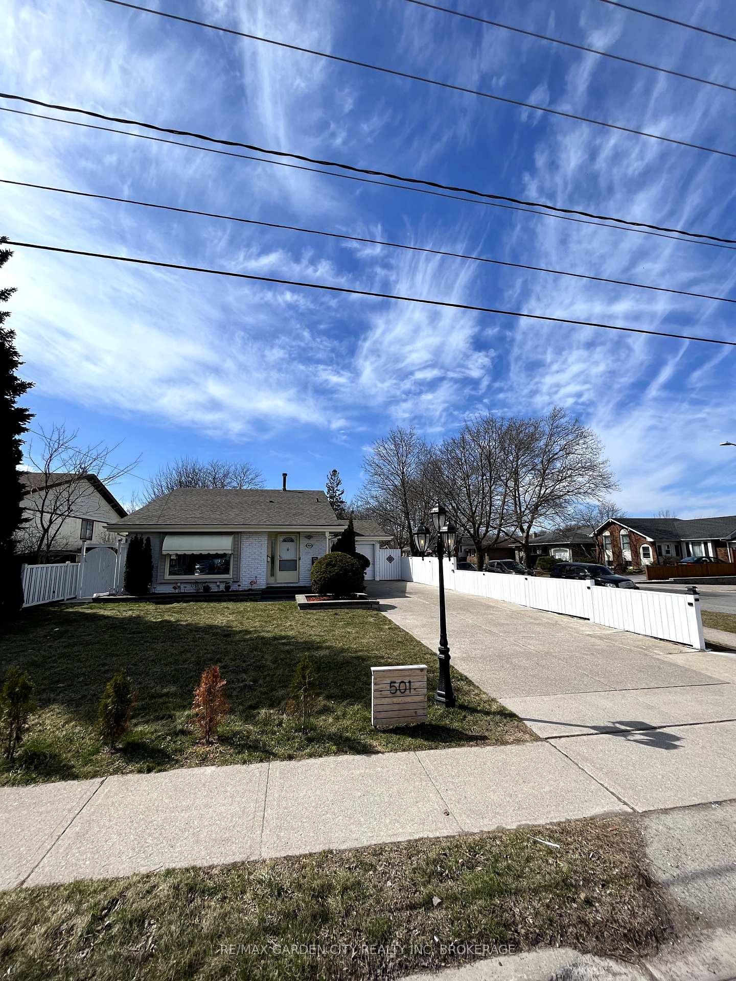 Photo 1 of 501 Bunting Road, St. Catharines, Bunting/Linwell — HOMEH