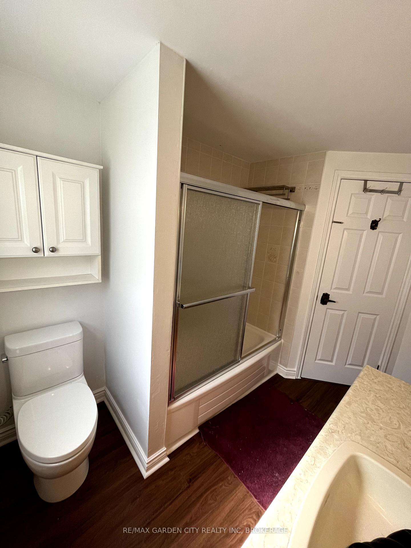 Photo 12 of 501 Bunting Road, St. Catharines, Bunting/Linwell — HOMEH
