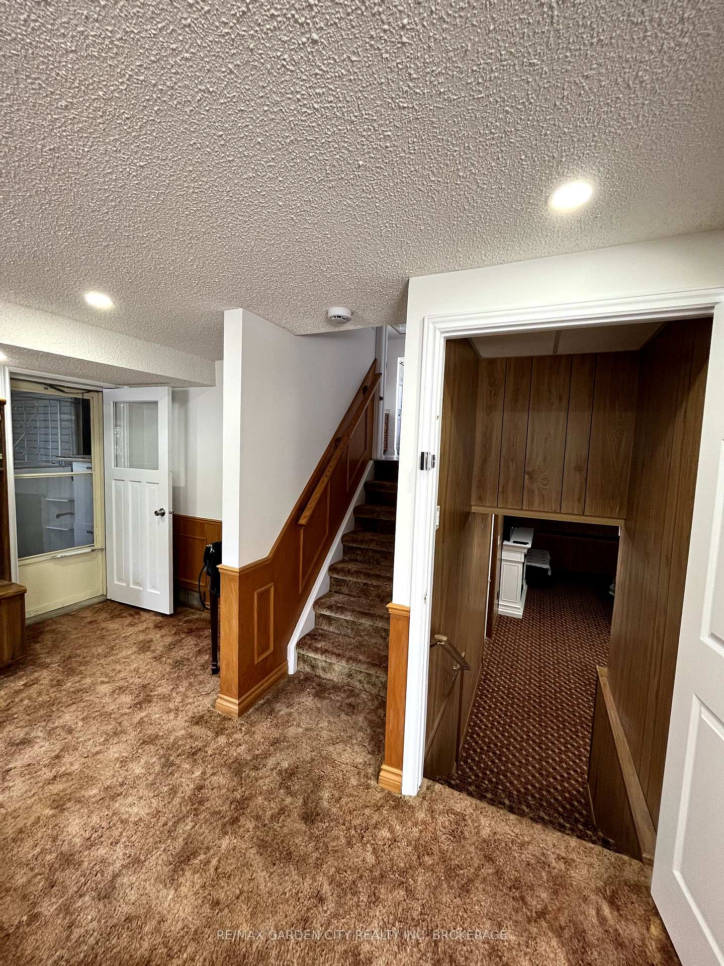 Photo 30 of 501 Bunting Road, St. Catharines, Bunting/Linwell — HOMEH