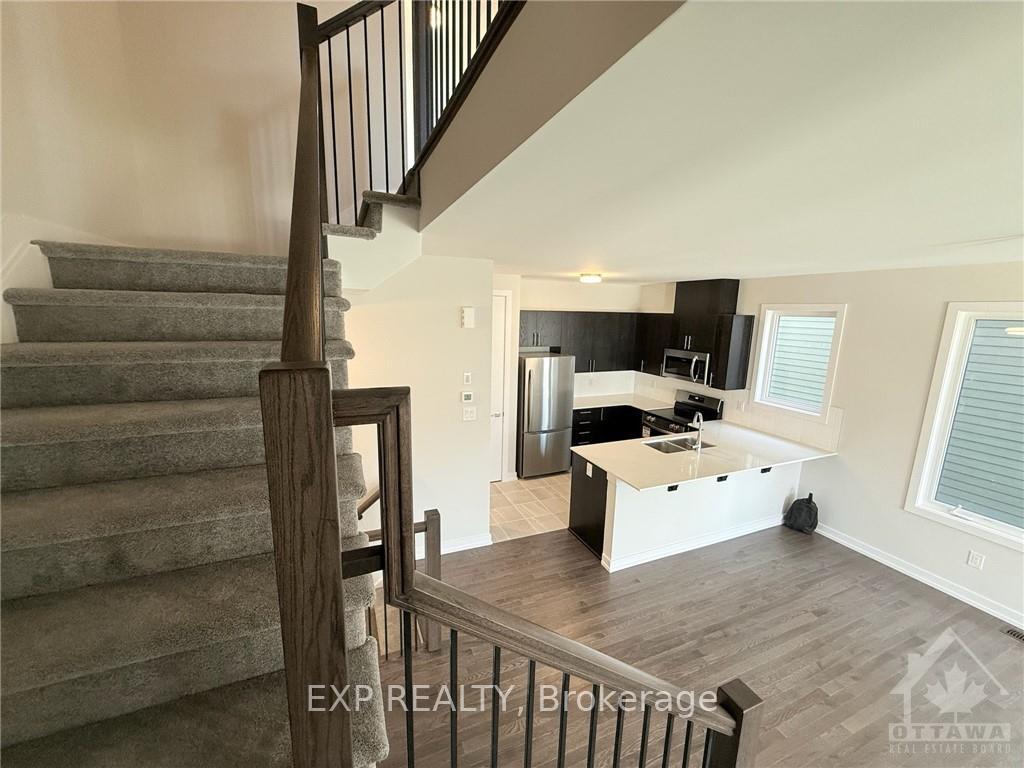 Photo 10 of 538 Oldenberg Avenue, Ottawa, Btwn Franktown Rd. & Fallowfield Rd. — HOMEH
