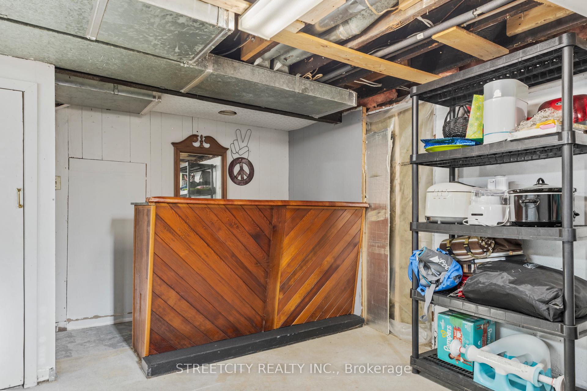 Photo 18 of 23 Dunkirk Drive, St. Thomas — HOMEH