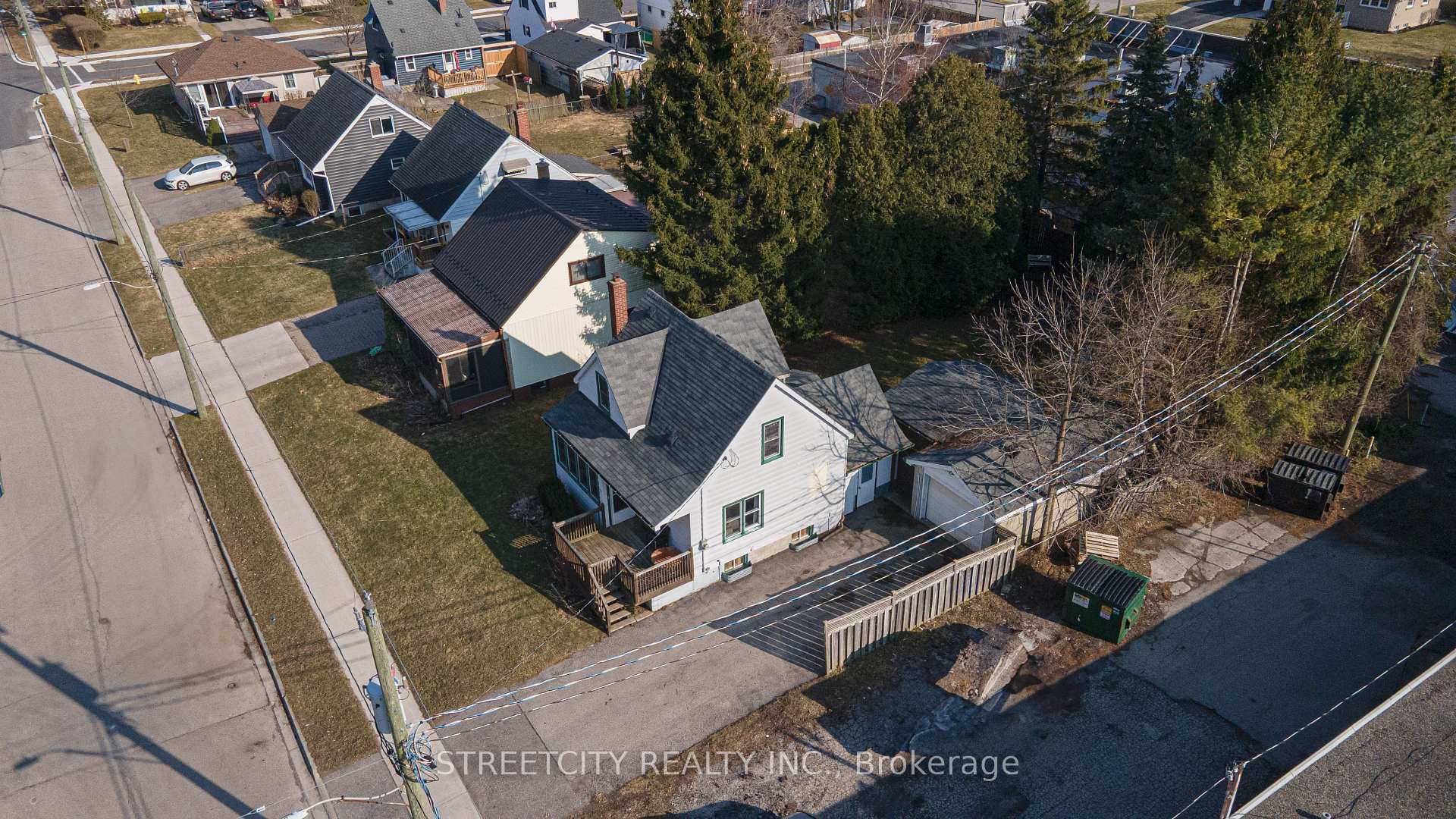 Photo 20 of 23 Dunkirk Drive, St. Thomas — HOMEH