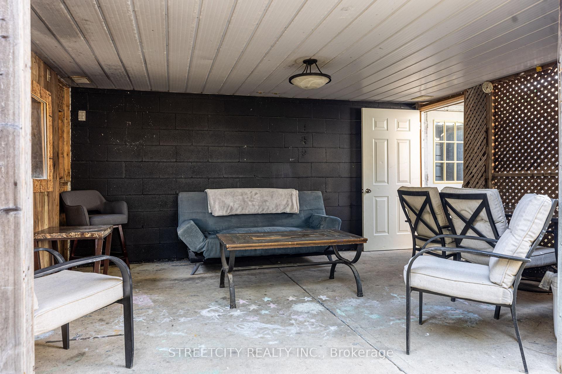 Photo 23 of 23 Dunkirk Drive, St. Thomas — HOMEH