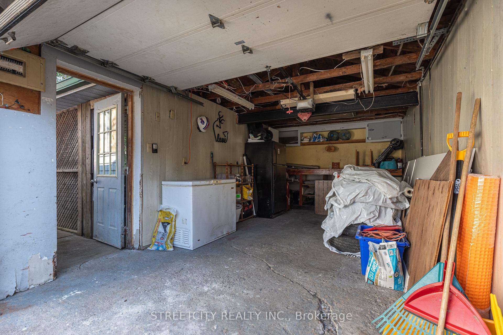 Photo 25 of 23 Dunkirk Drive, St. Thomas — HOMEH