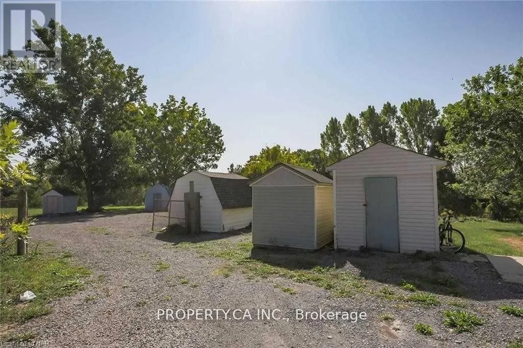 Photo 61 of 1800+ Fifth Street, St. Catharines, Rural Fourth — HOMEH