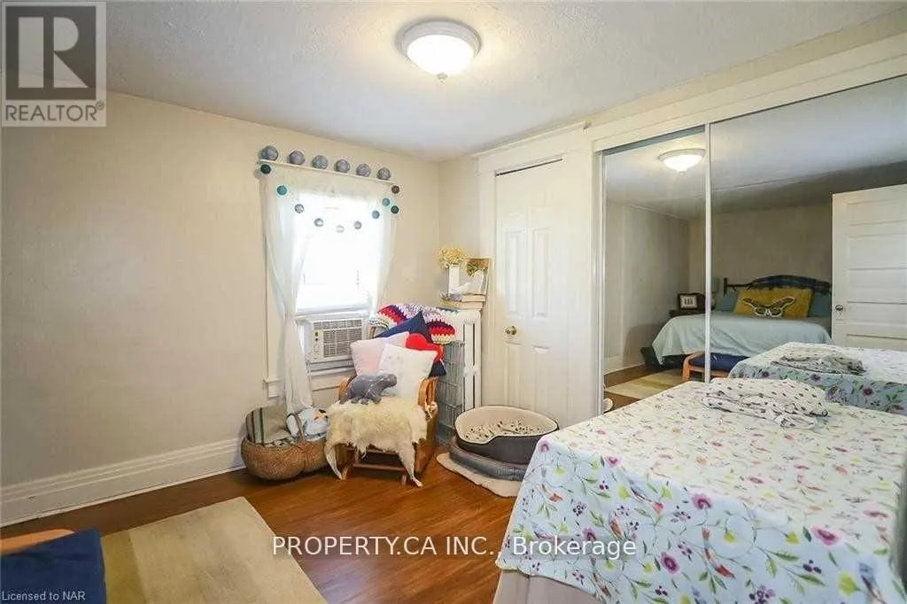 Photo 252 of 1800+ Fifth Street, St. Catharines, Rural Fourth — HOMEH