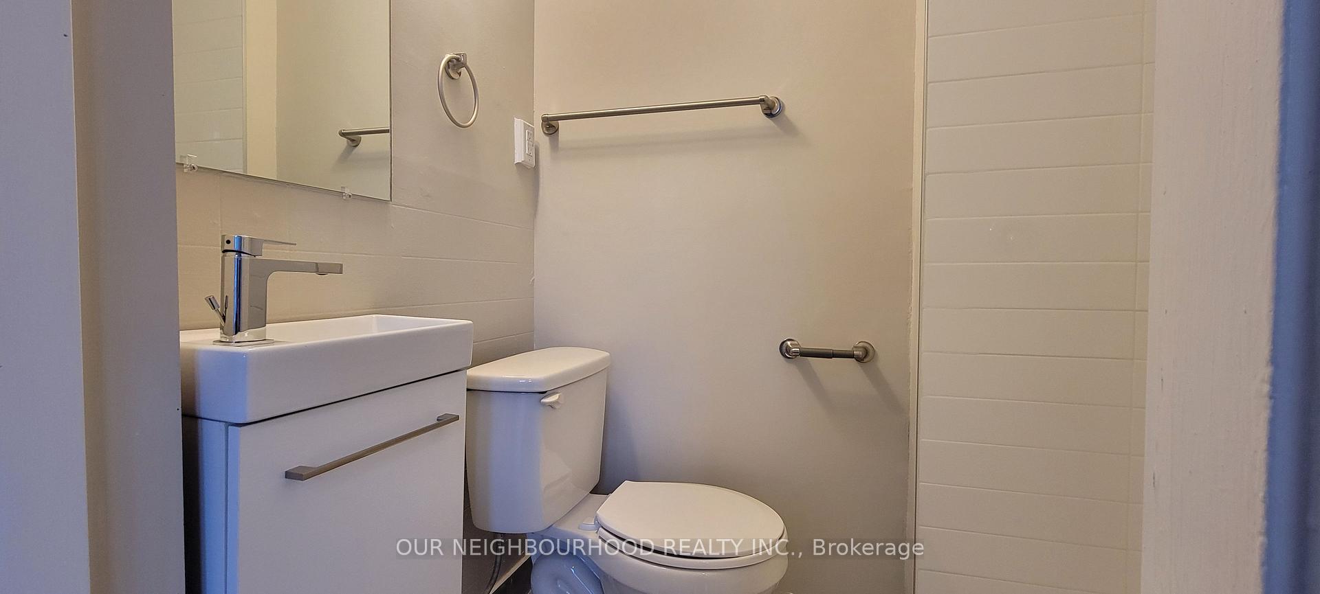 Photo 6 of Unit 8, 82 Welland Avenue, St. Catharines, Downtown — HOMEH