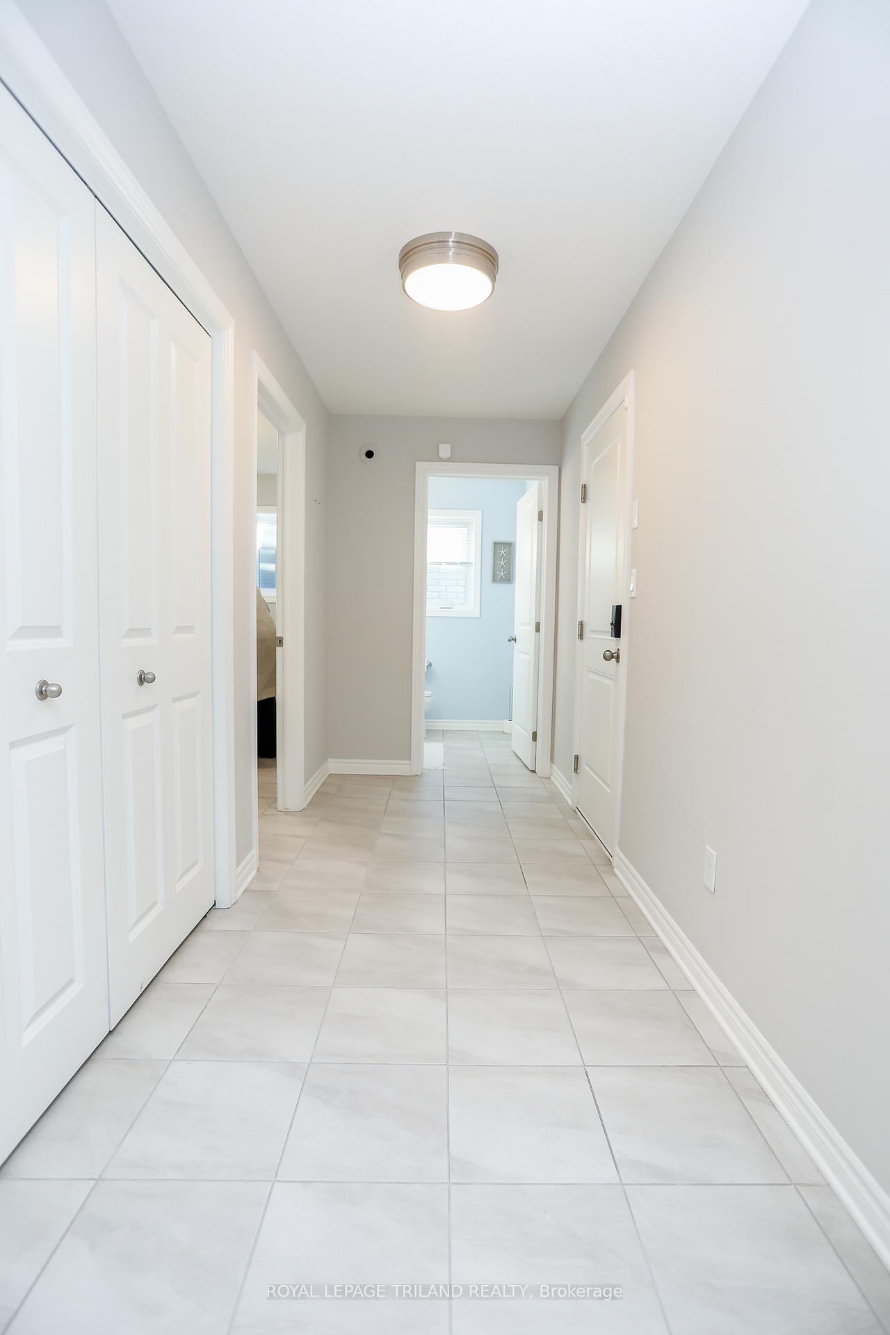 Photo 5 of 30 Foxtail Lane, St. Thomas — HOMEH