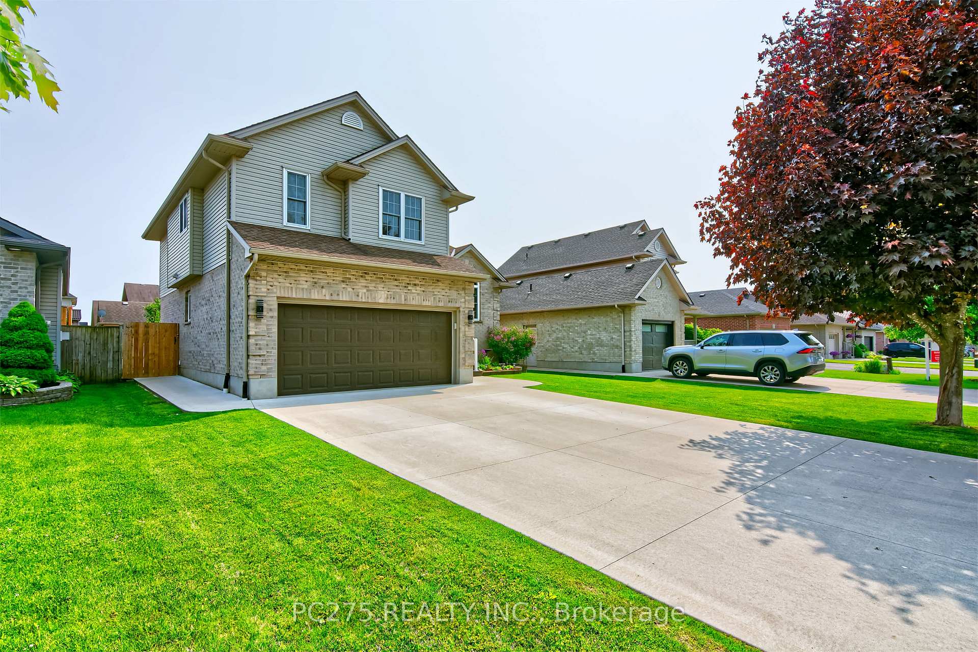 Photo 2 of 14 Redtail Court, St. Thomas — HOMEH