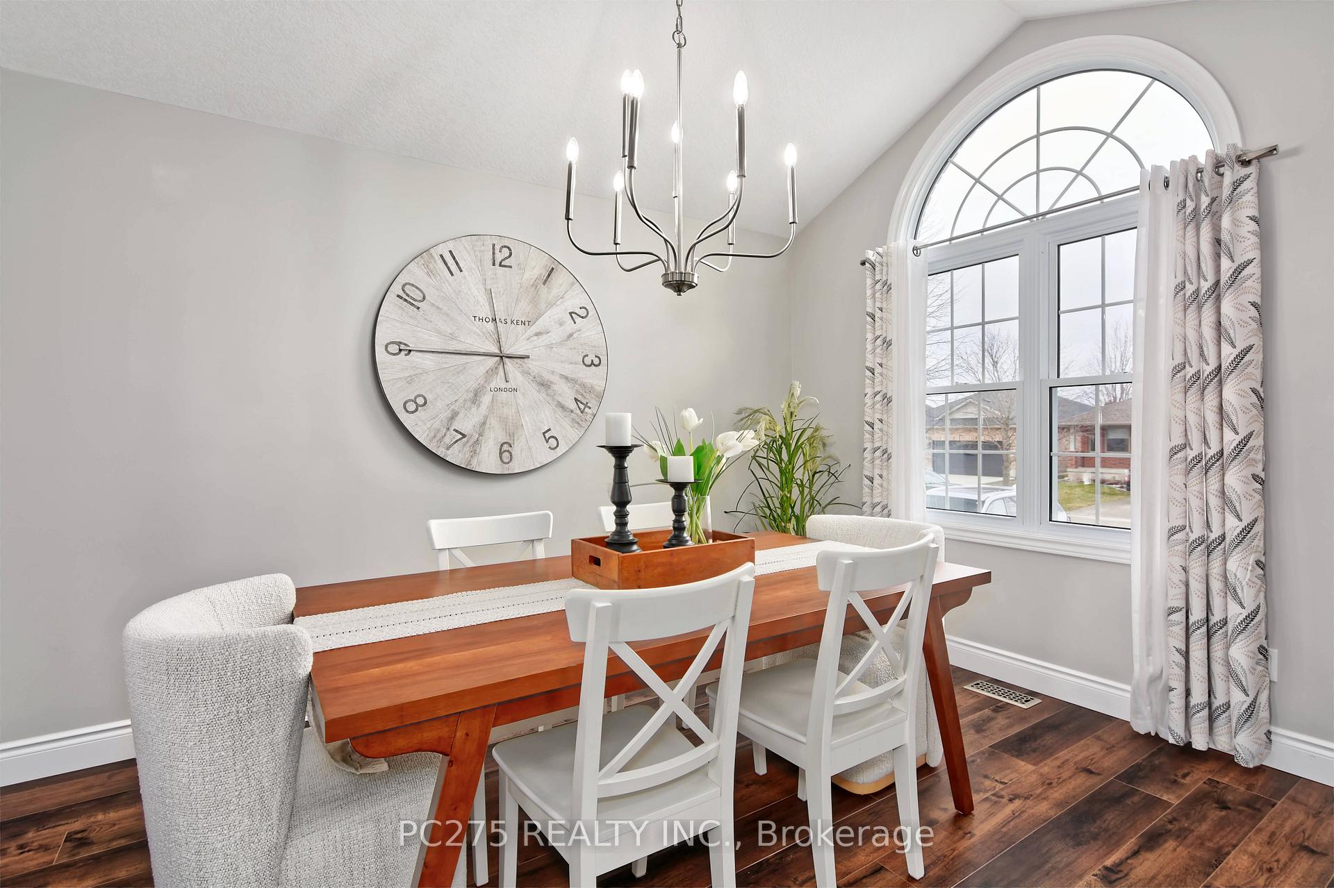 Photo 7 of 14 Redtail Court, St. Thomas — HOMEH
