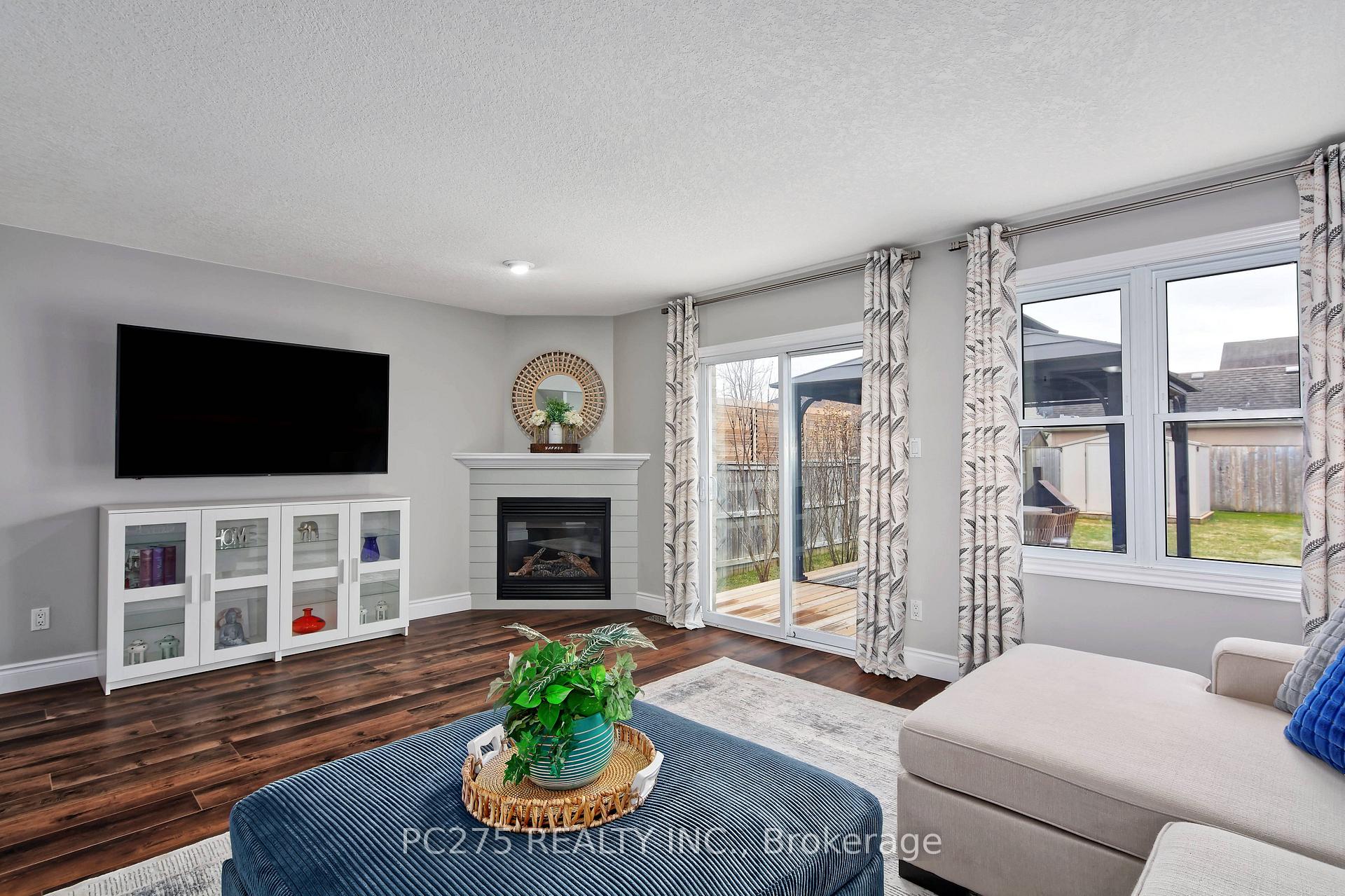 Photo 11 of 14 Redtail Court, St. Thomas — HOMEH