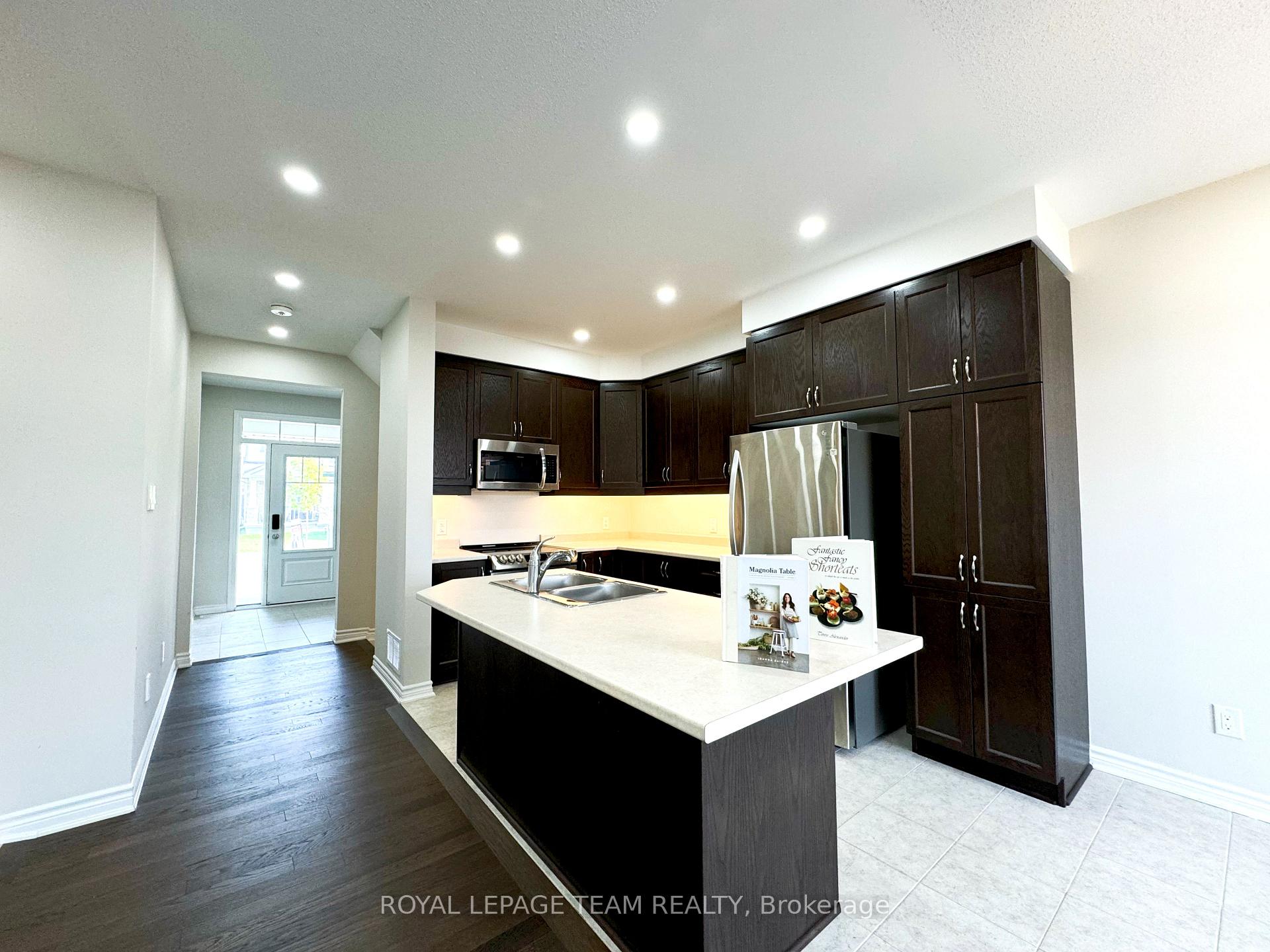 Photo 5 of 122 Unity Place, Ottawa, Stittsville (North) — HOMEH