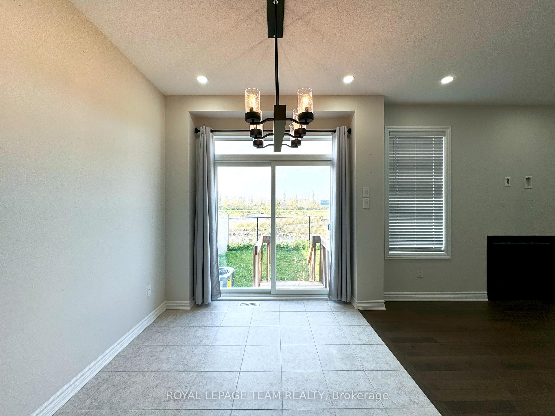 Photo 9 of 122 Unity Place, Ottawa, Stittsville (North) — HOMEH