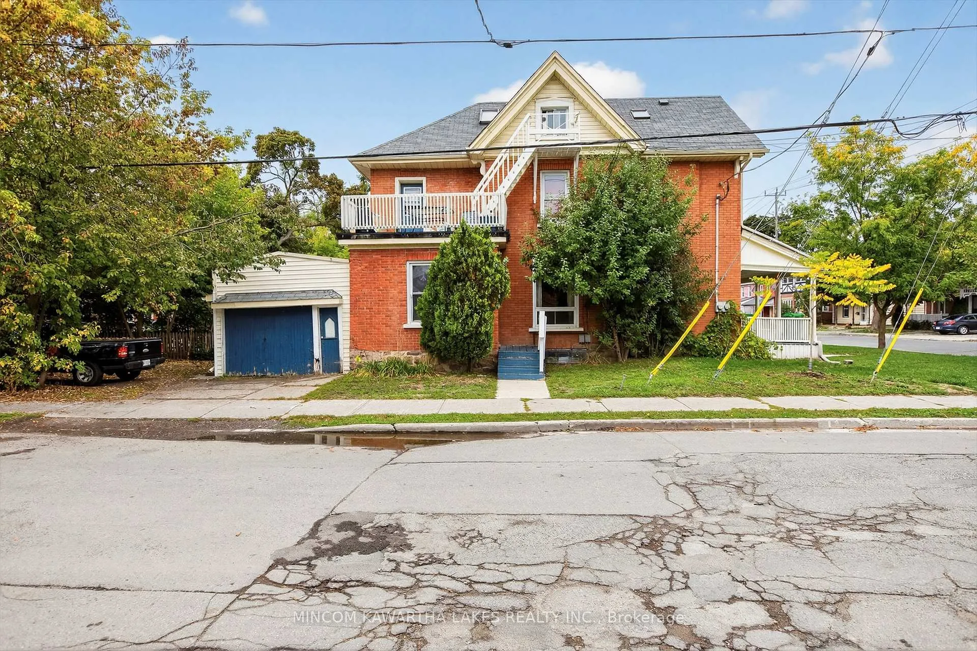 Photo 38 of 563 Aylmer Street N, Peterborough, Town Ward 3 — HOMEH