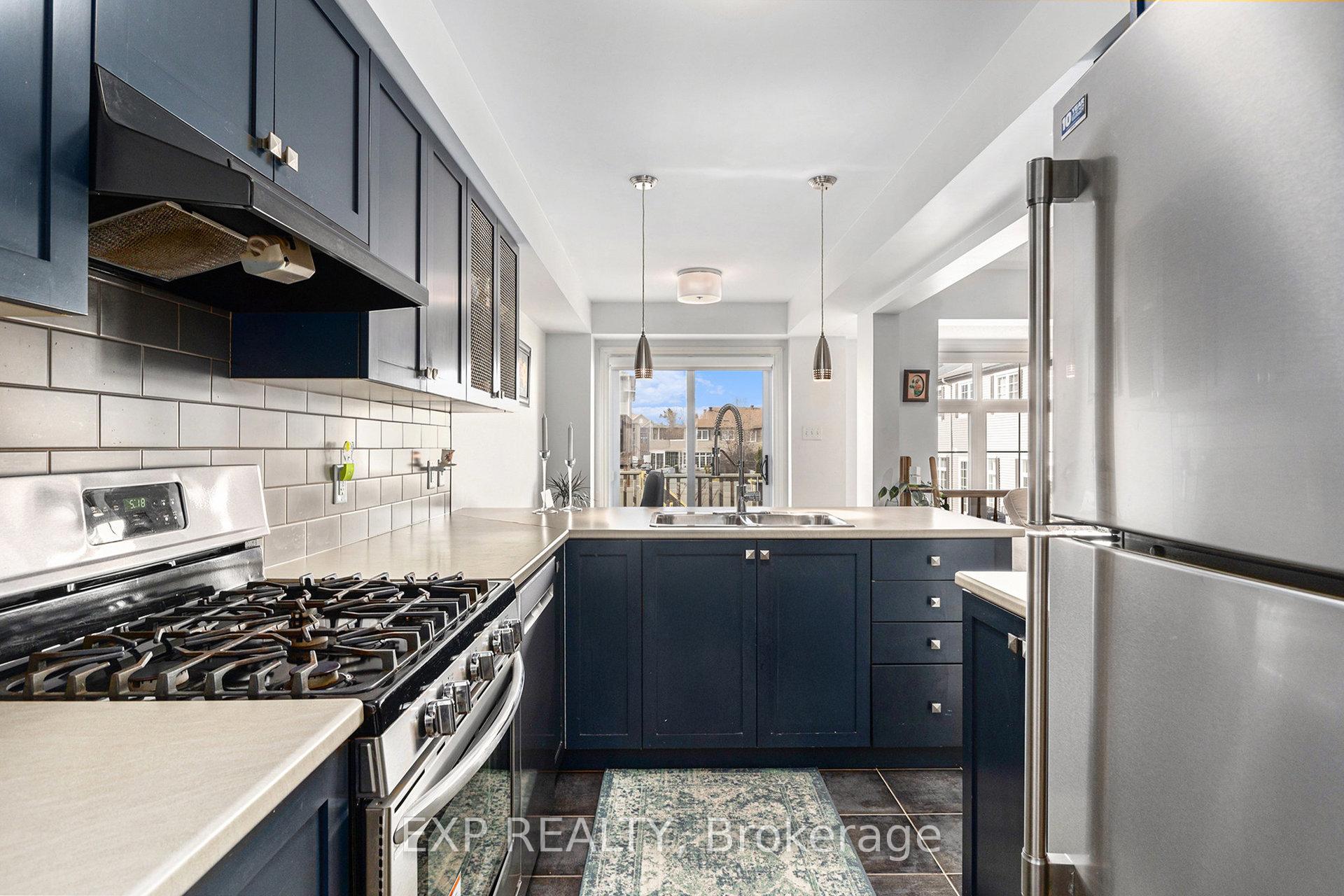 Photo 11 of 407 Heathrow Private, Ottawa, Stittsville (South) — HOMEH