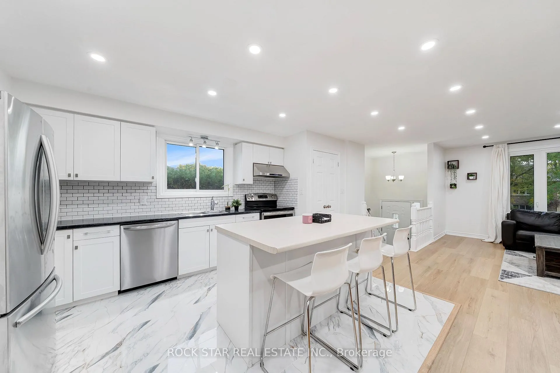 Photo 77 of 15 Heritage Court, St. Catharines, Grapeview — HOMEH
