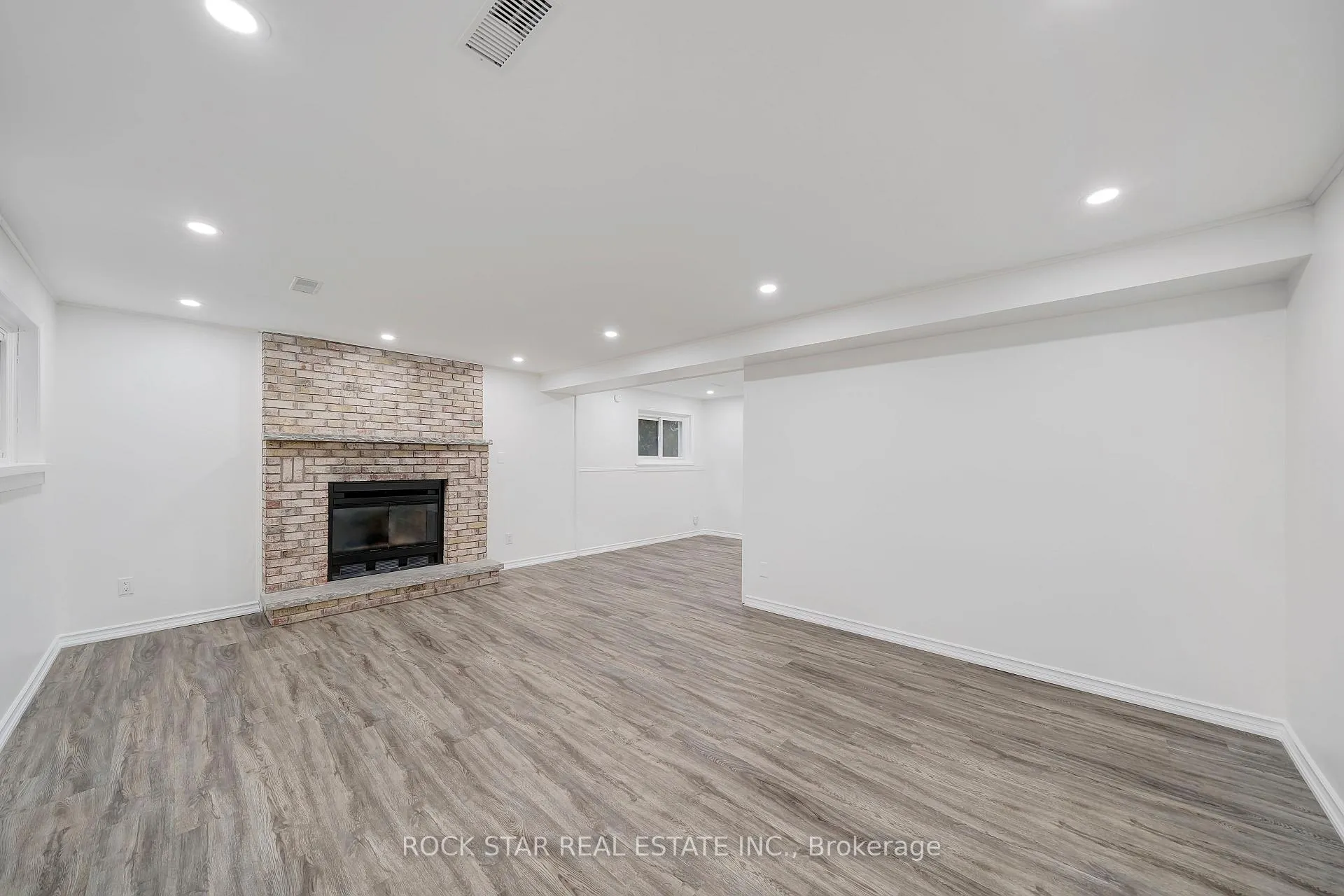 Photo 191 of 15 Heritage Court, St. Catharines, Grapeview — HOMEH