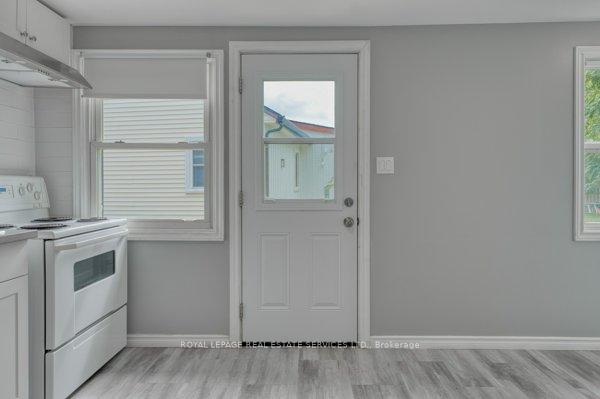 Photo 6 of 17 Kirk Street, St. Catharines, Western Hill — HOMEH