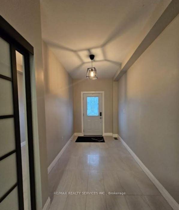 Photo 2 of Unit Lower, 14 Ashford Place, St. Catharines, Oakdale — HOMEH