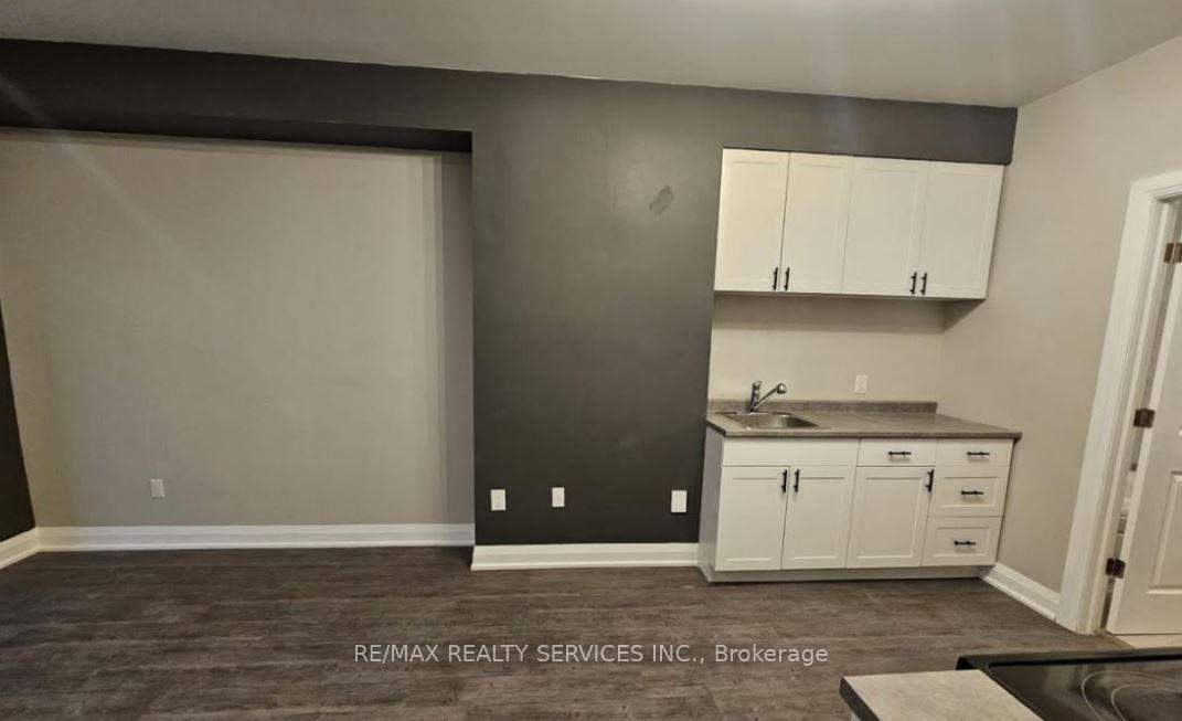 Photo 7 of Unit Lower, 14 Ashford Place, St. Catharines, Oakdale — HOMEH