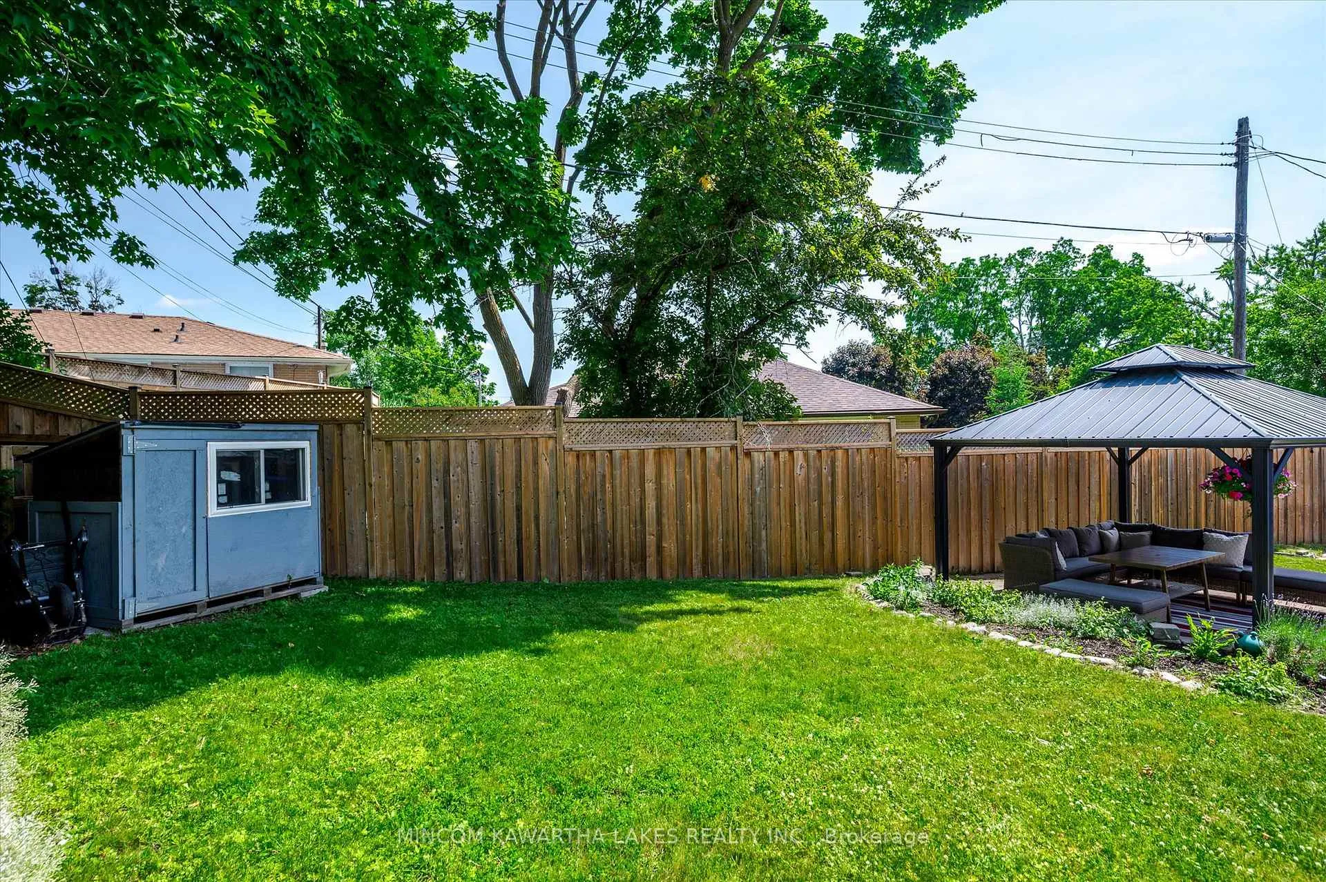 Photo 47 of 676 Victory Crescent, Peterborough, Town Ward 3 — HOMEH