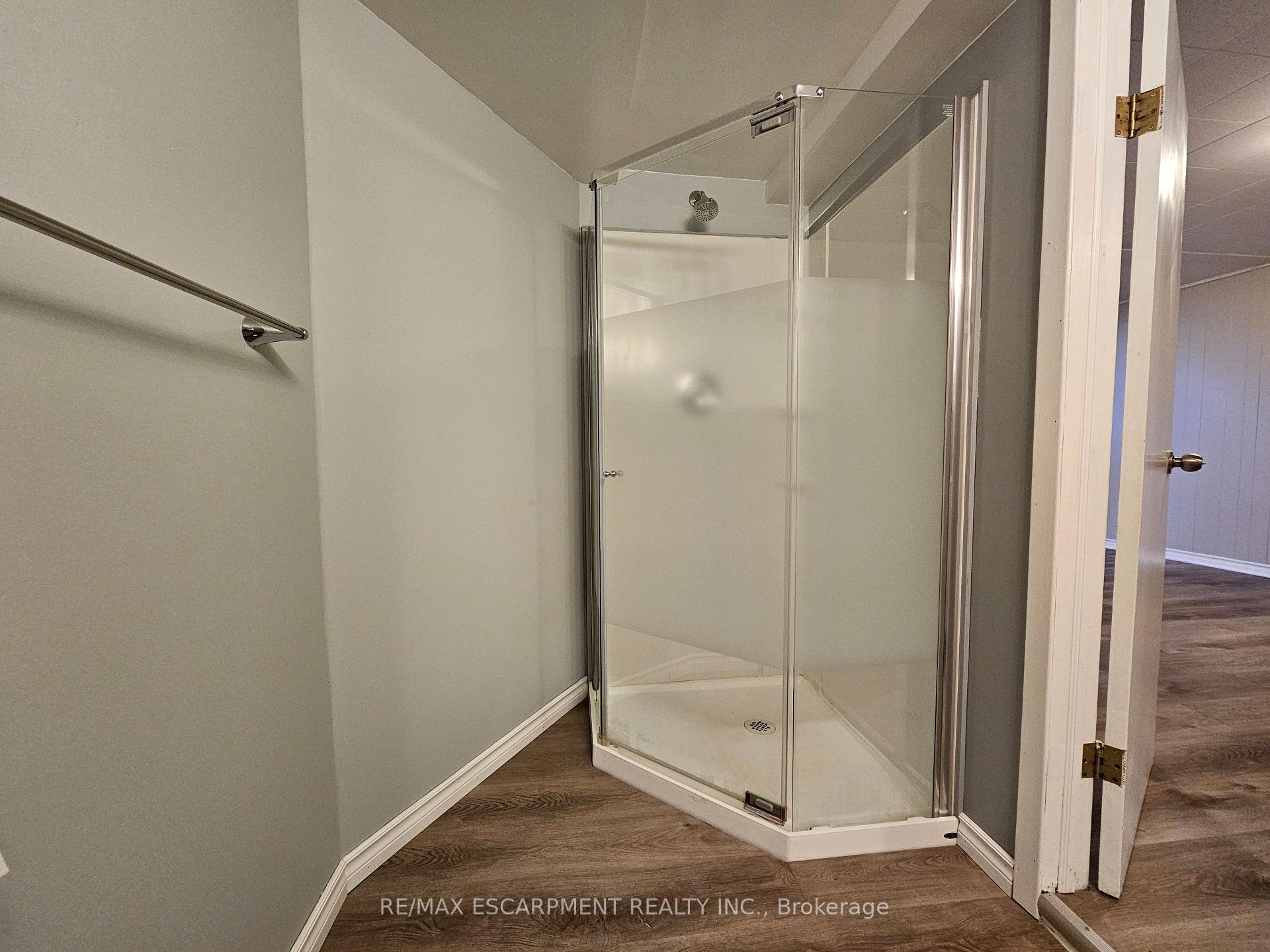 Photo 8 of Unit UNIT B, 123 Bunting Road, St. Catharines, E. Chester — HOMEH