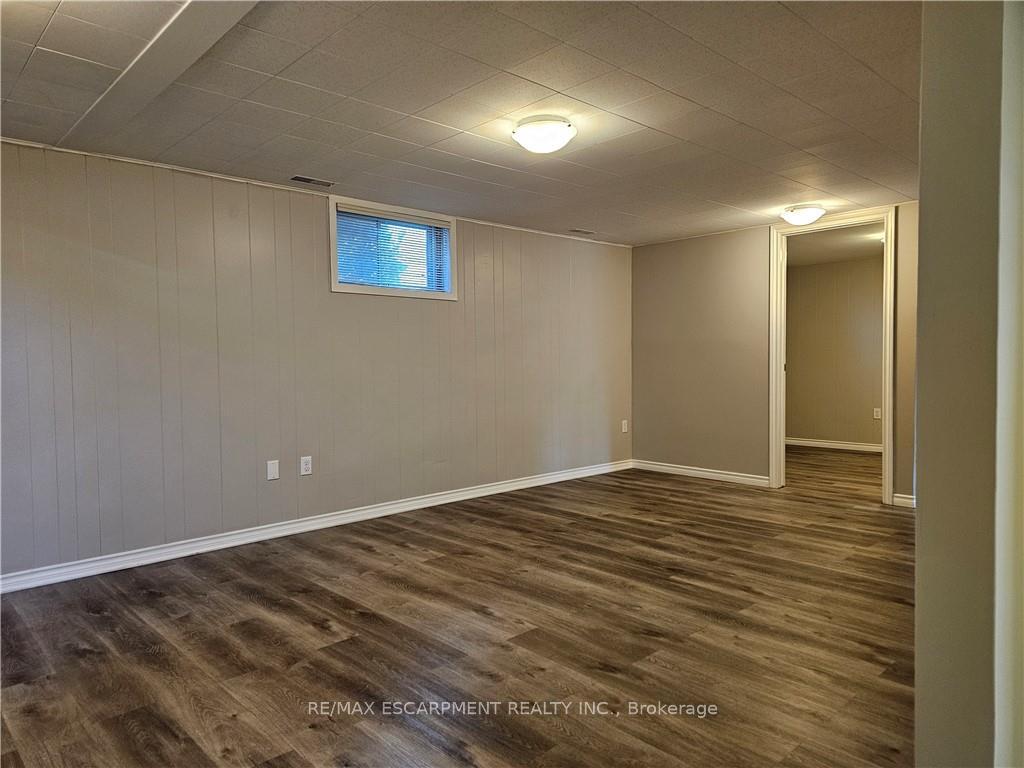 Photo 14 of Unit UNIT B, 123 Bunting Road, St. Catharines, E. Chester — HOMEH