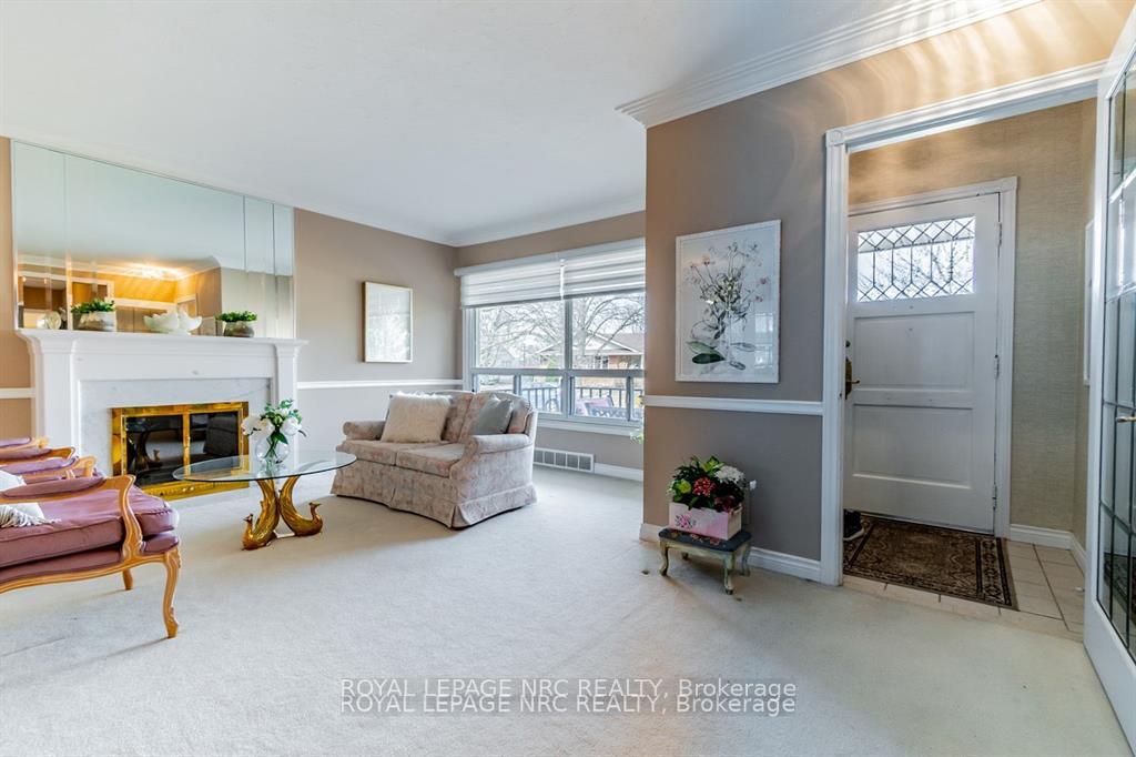 Photo 6 of 8 Macbeth Boulevard, St. Catharines, Glendale/Glenridge — HOMEH