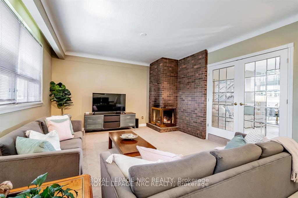 Photo 11 of 8 Macbeth Boulevard, St. Catharines, Glendale/Glenridge — HOMEH