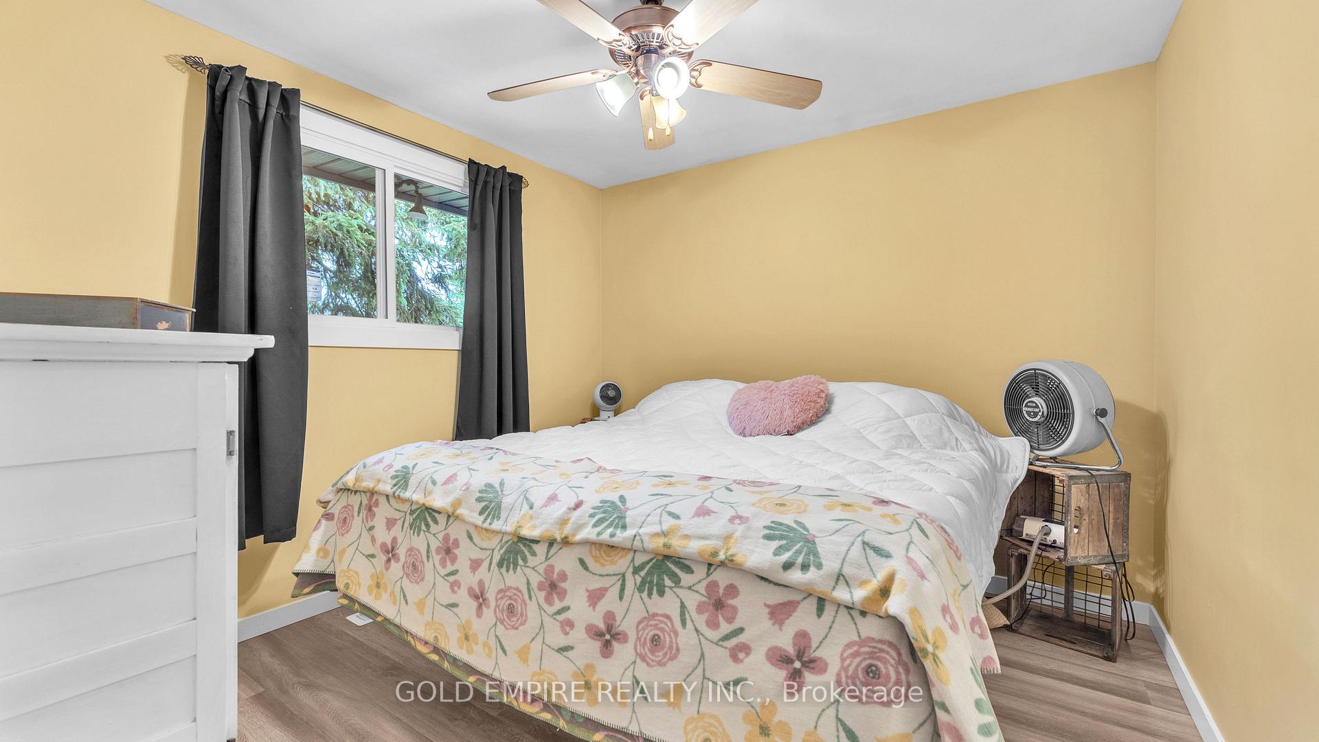 Photo 13 of 14 Fairview Avenue, St. Thomas — HOMEH