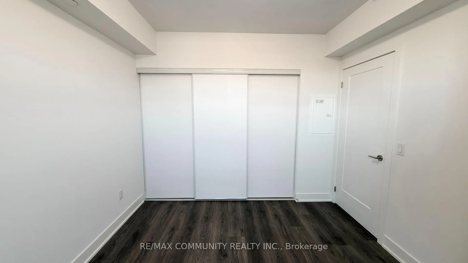 Photo 5 of Unit 1136, 2545 Simcoe Street N, Oshawa, Windfields — HOMEH