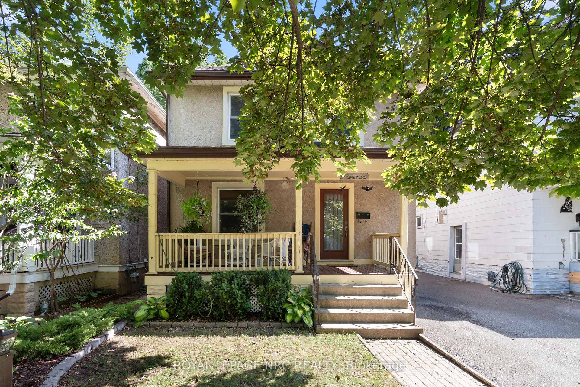 Photo 2 of 90 Chaplin Avenue, St. Catharines, Downtown — HOMEH