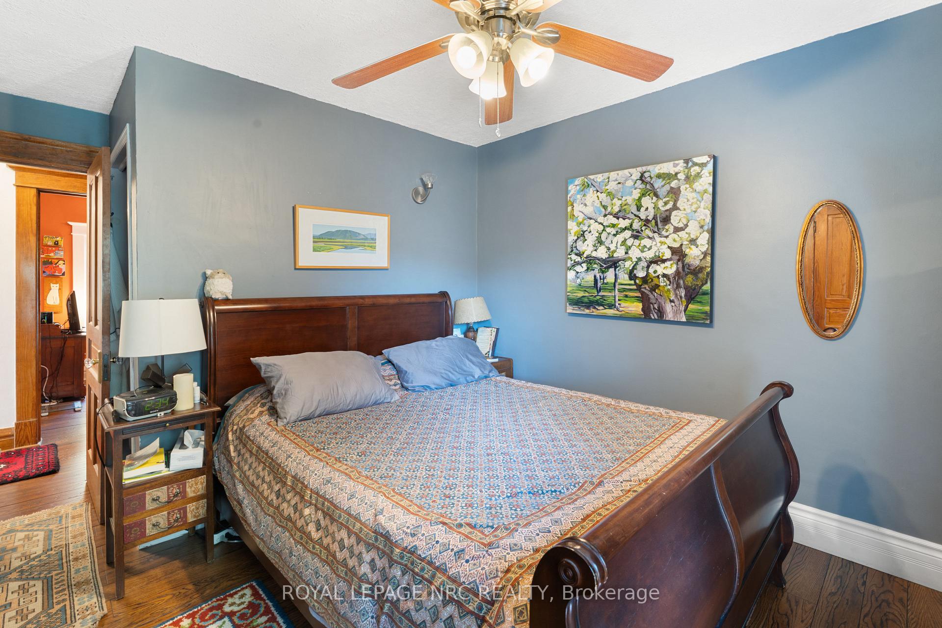 Photo 25 of 90 Chaplin Avenue, St. Catharines, Downtown — HOMEH