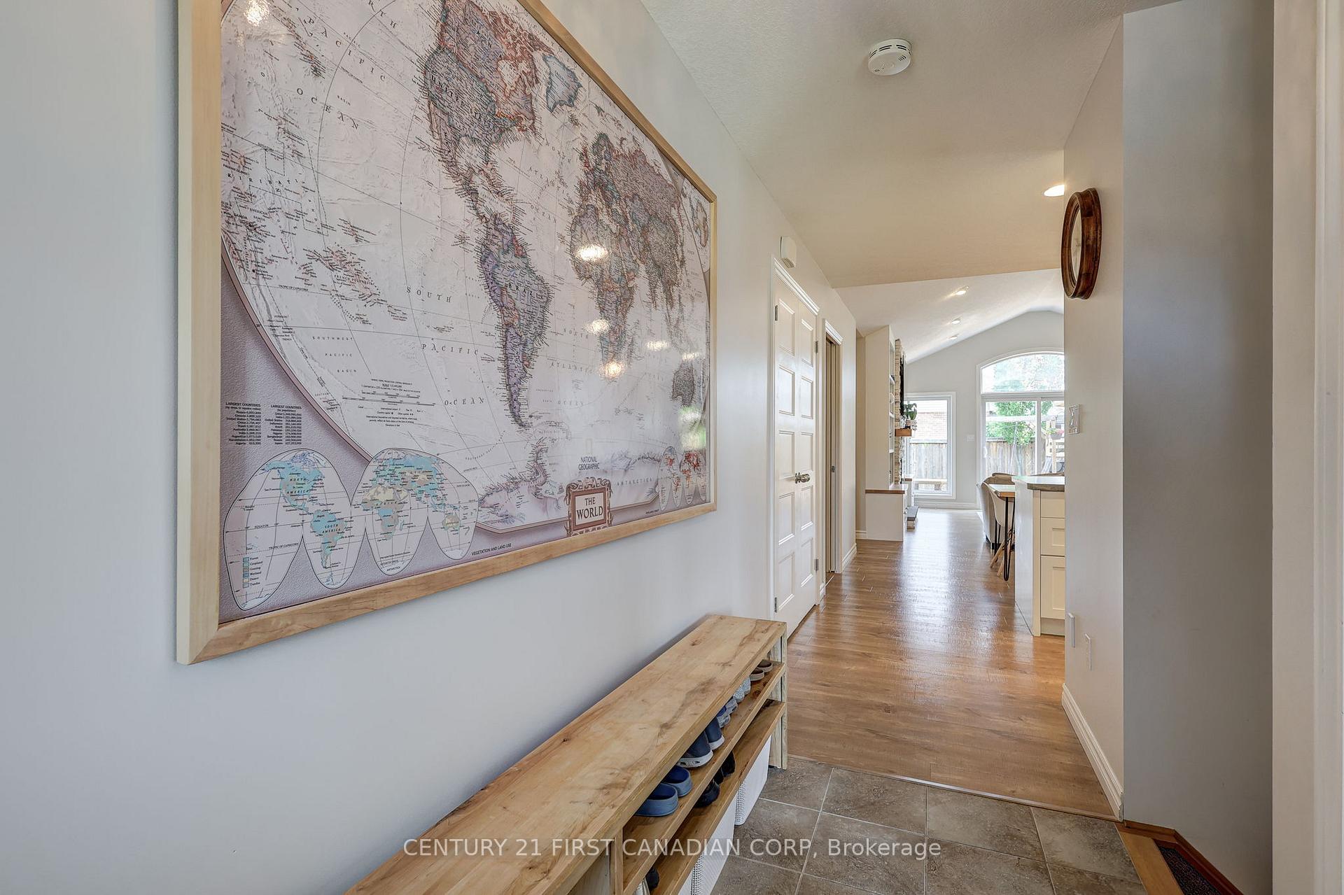 Photo 8 of 81 Westlake Drive, St. Thomas — HOMEH