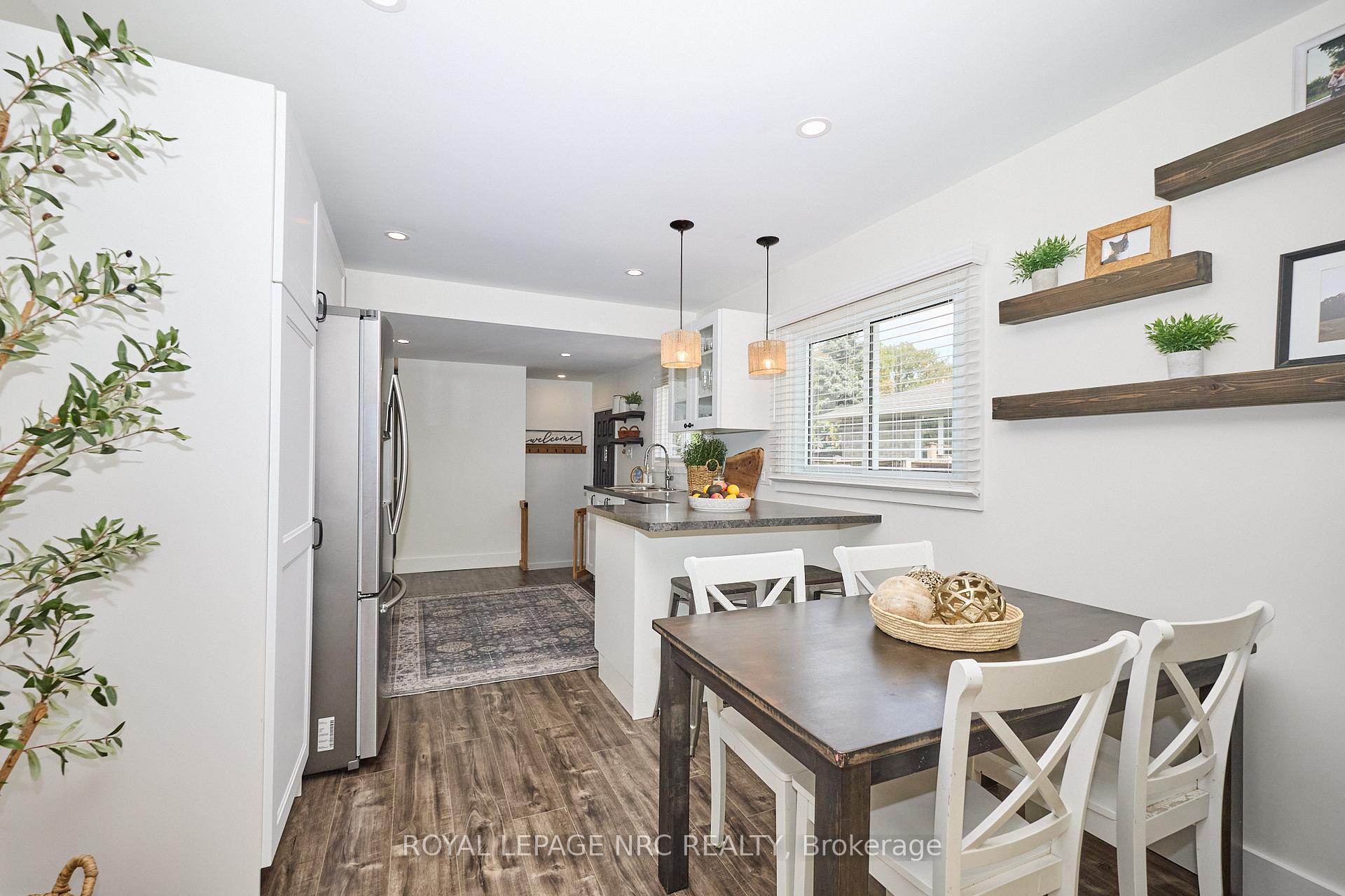 Photo 8 of 37 Cecil Street, St. Catharines, Lakeport — HOMEH